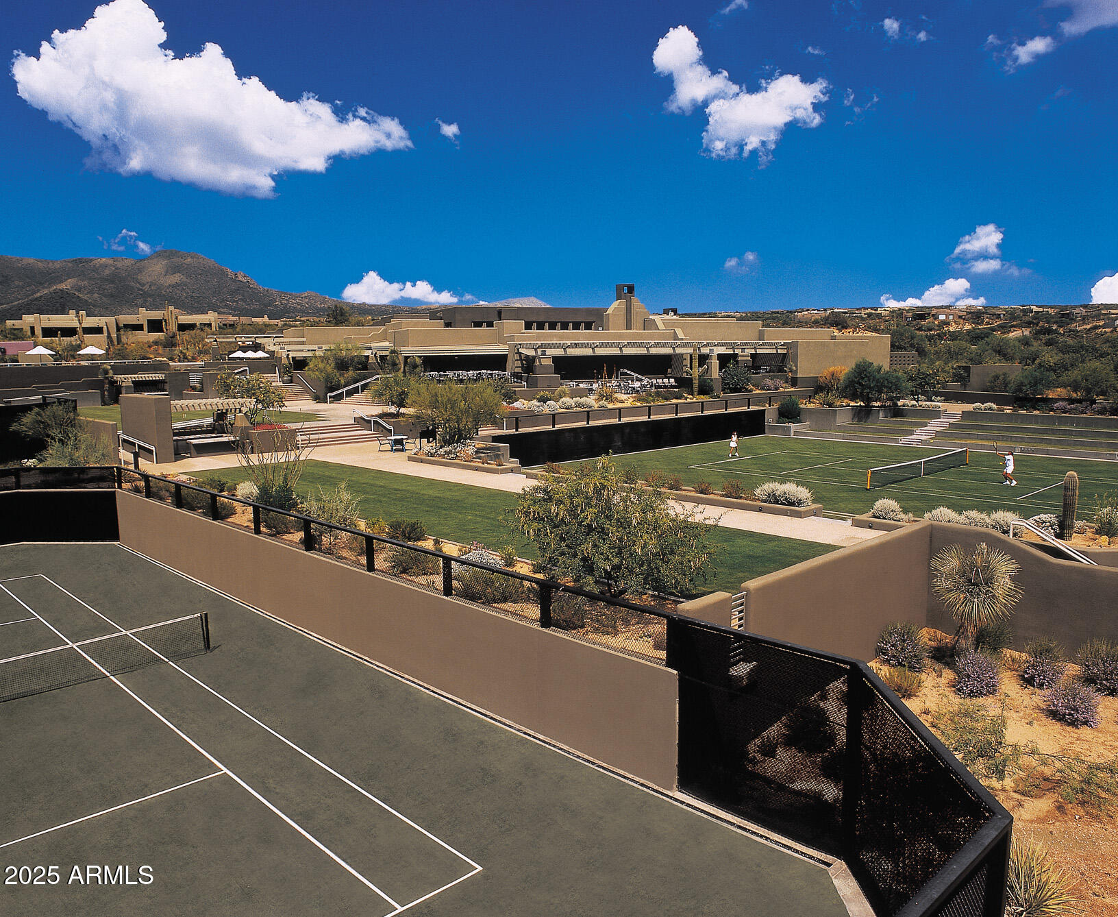 10651 E FERNWOOD Lane