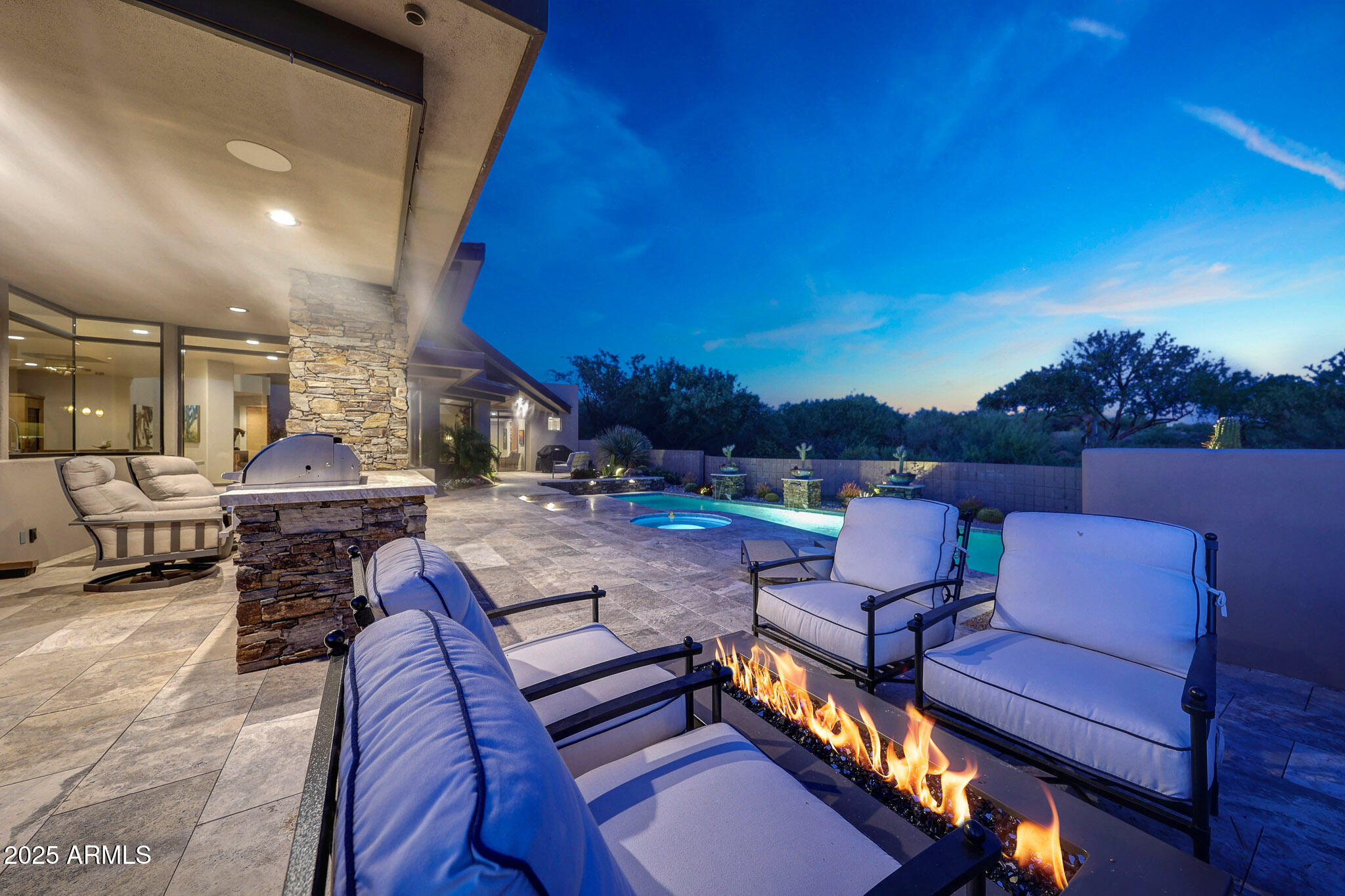 10651 E FERNWOOD Lane