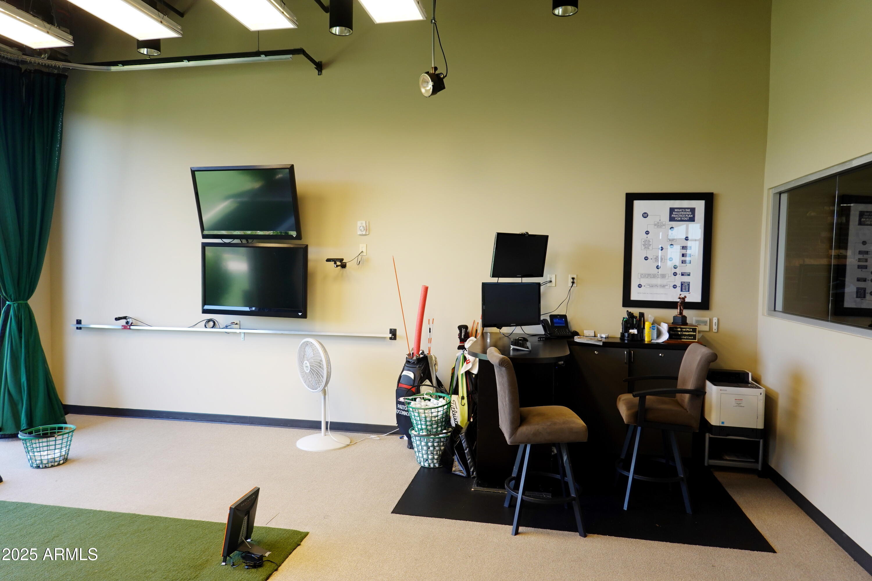 10651 E FERNWOOD Lane