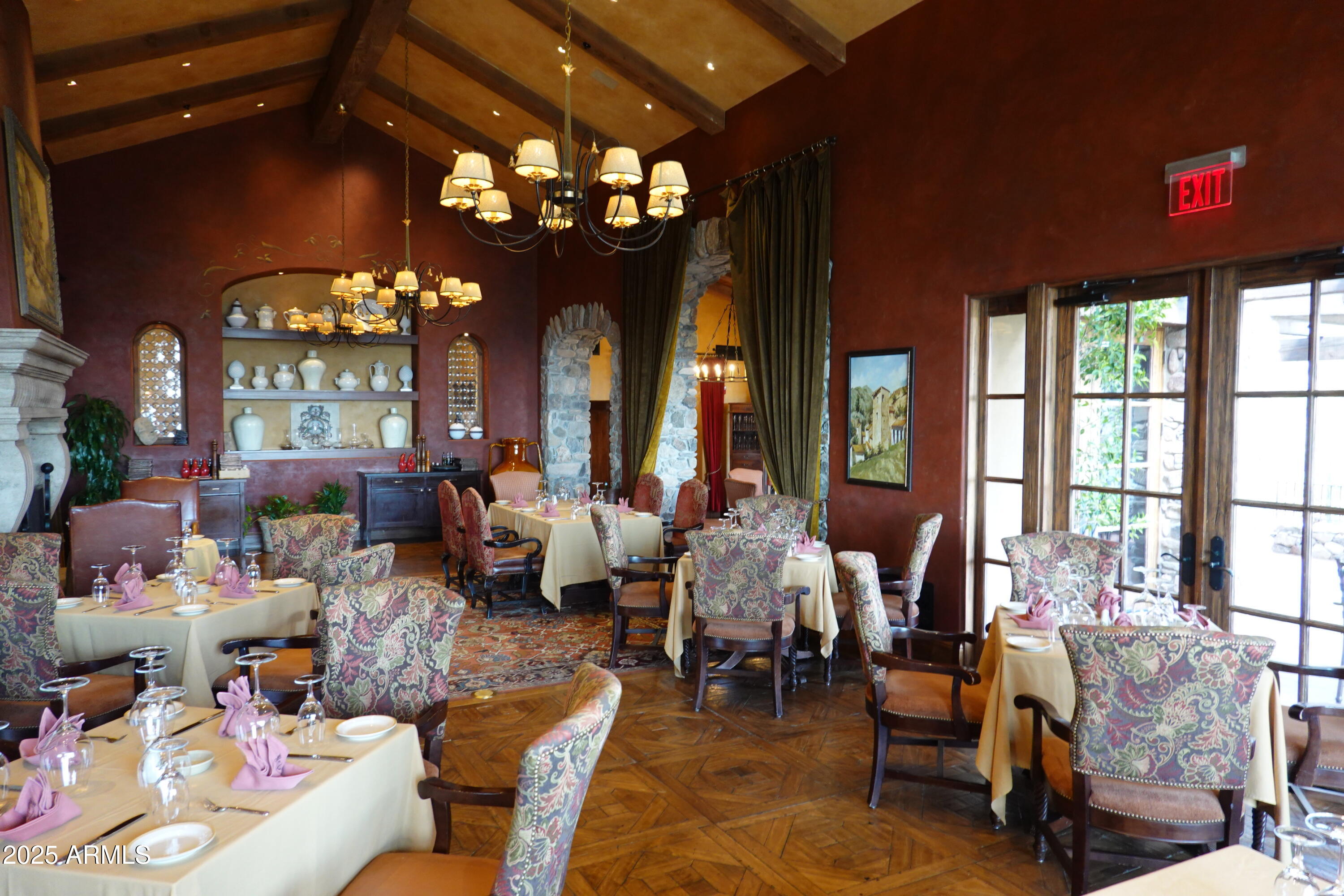 10651 E FERNWOOD Lane