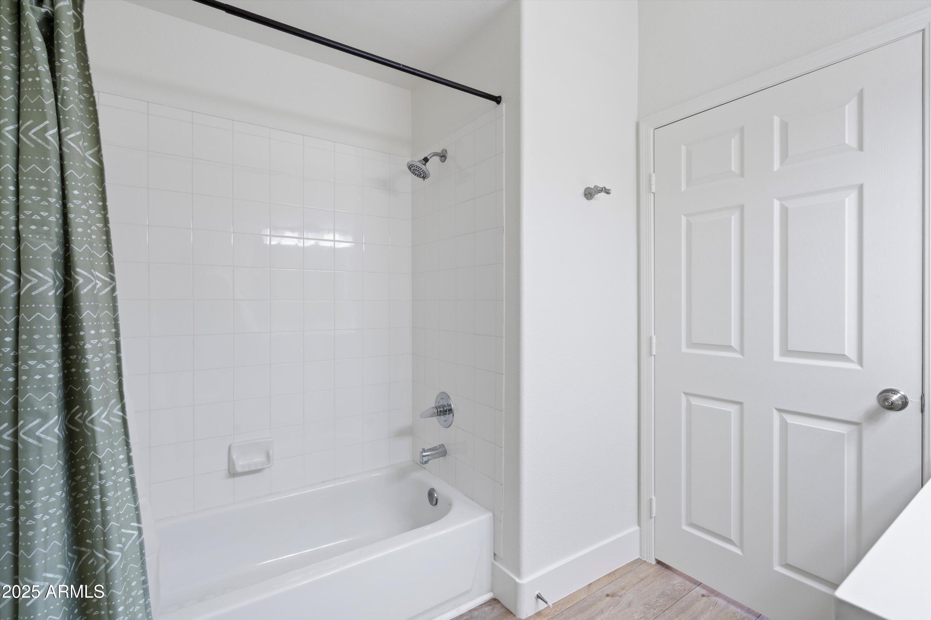 15050 N THOMPSON PEAK Parkway, 2033