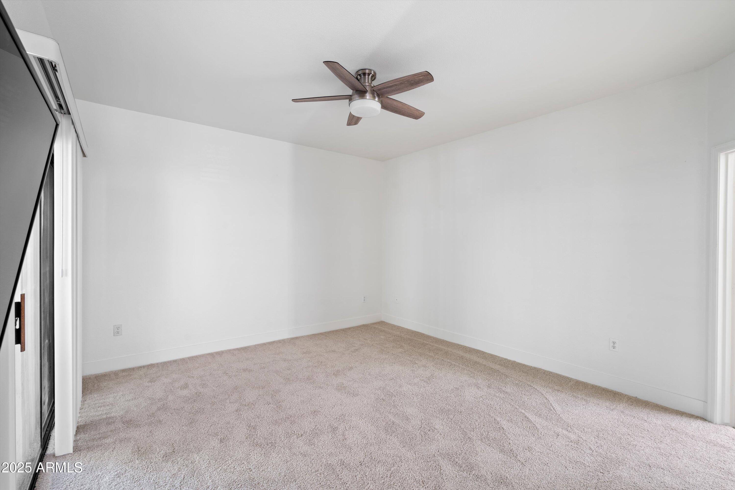 15050 N THOMPSON PEAK Parkway, 2033