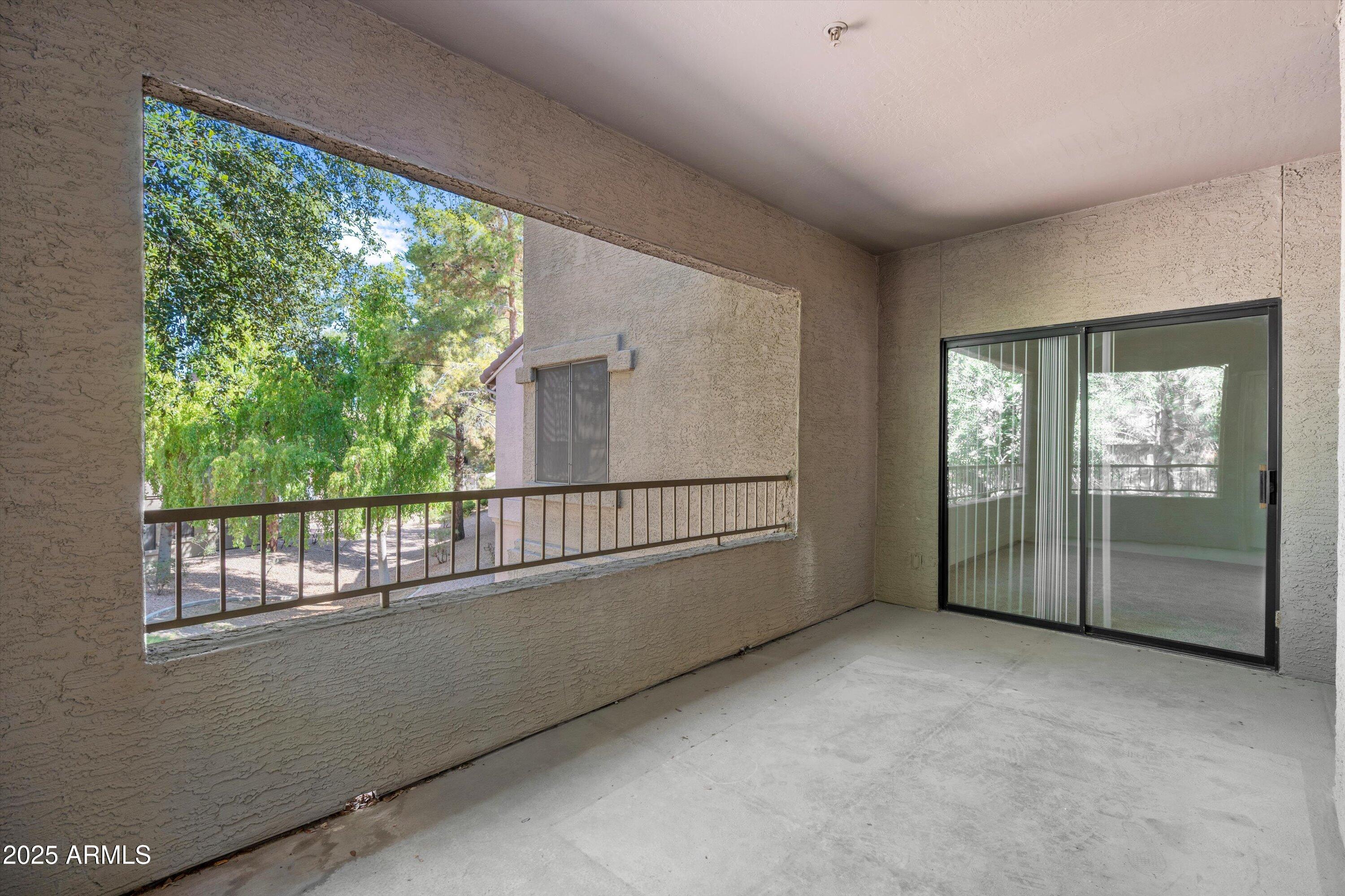 15050 N THOMPSON PEAK Parkway, 2033