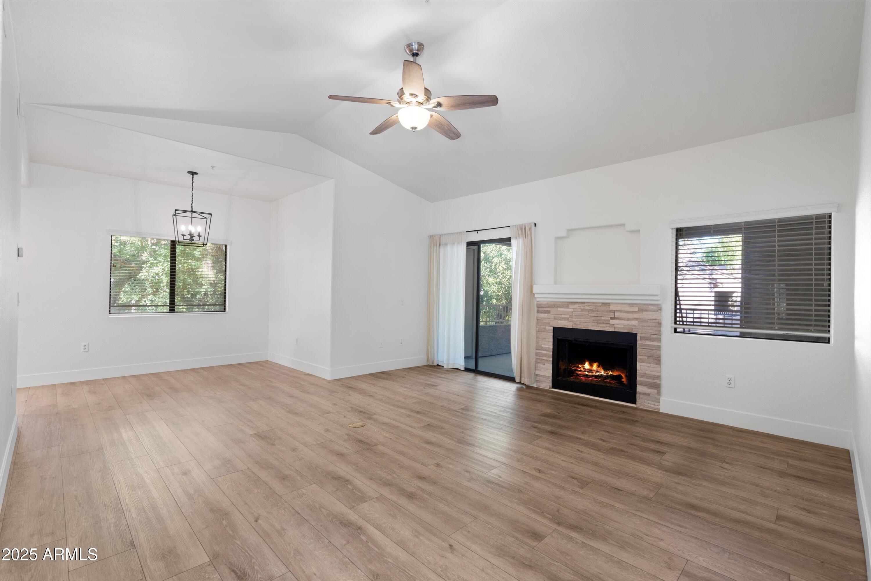 15050 N THOMPSON PEAK Parkway, 2033