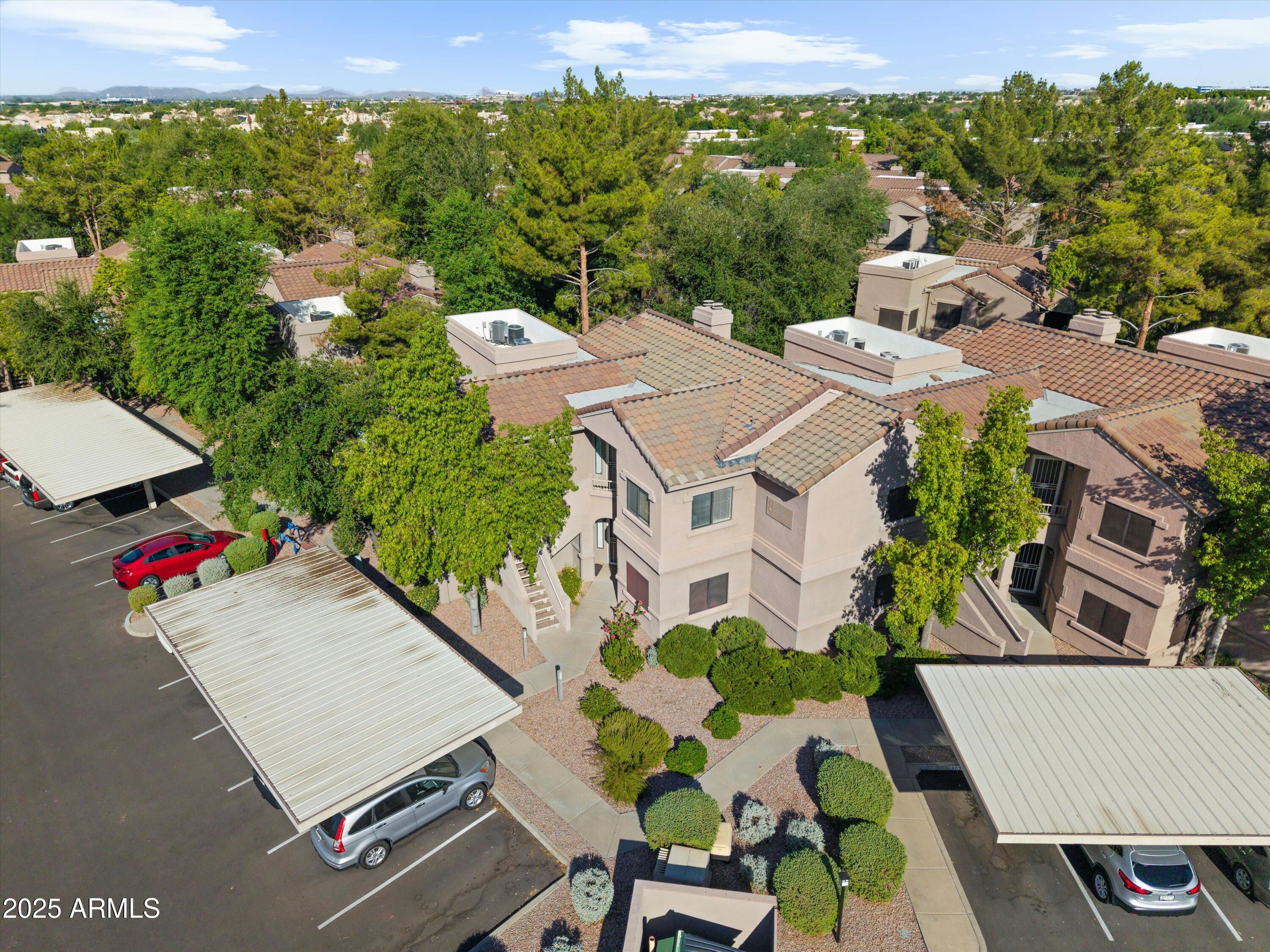 15050 N THOMPSON PEAK Parkway, 2033