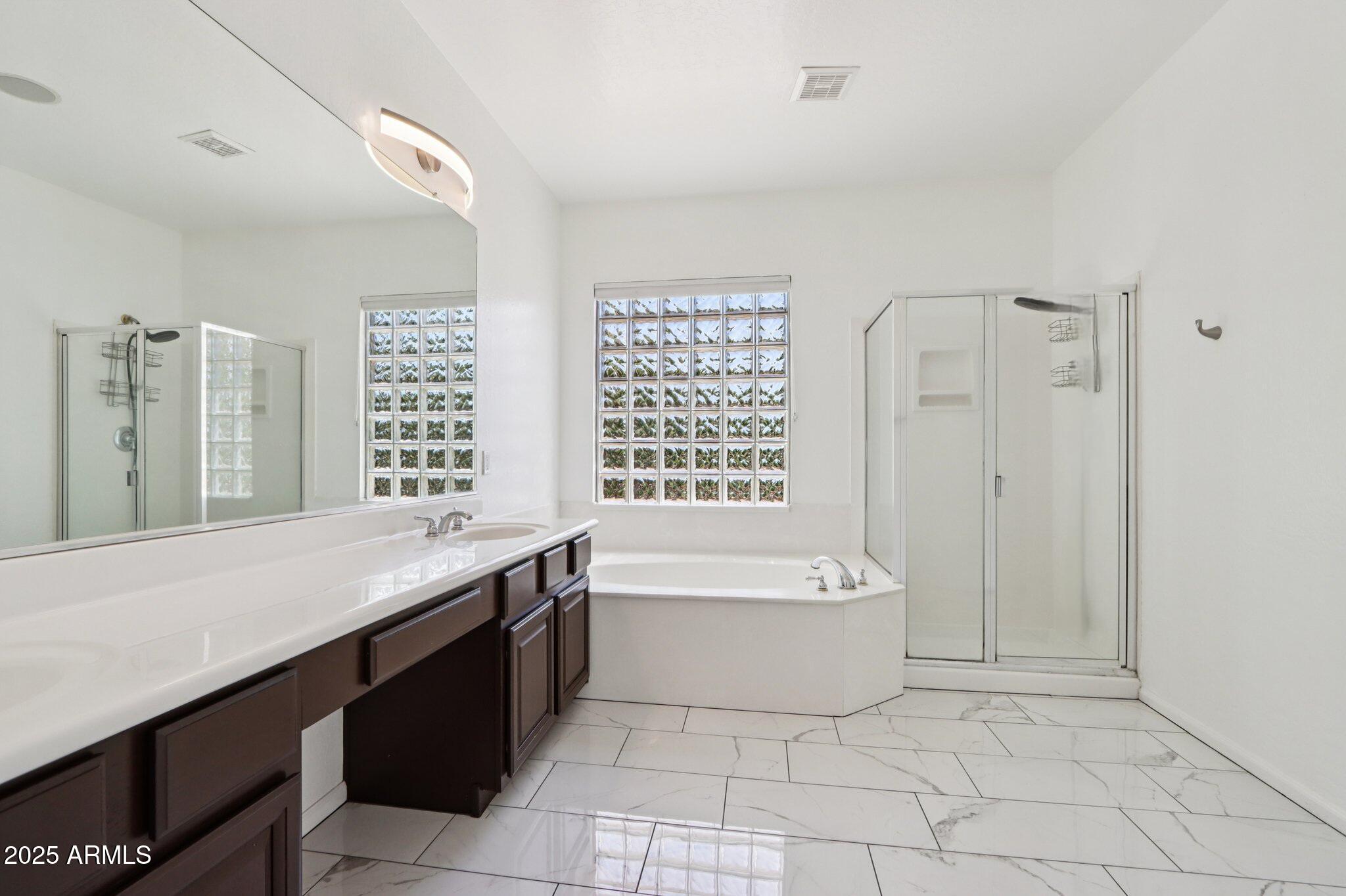 2403 E SAN TAN Street