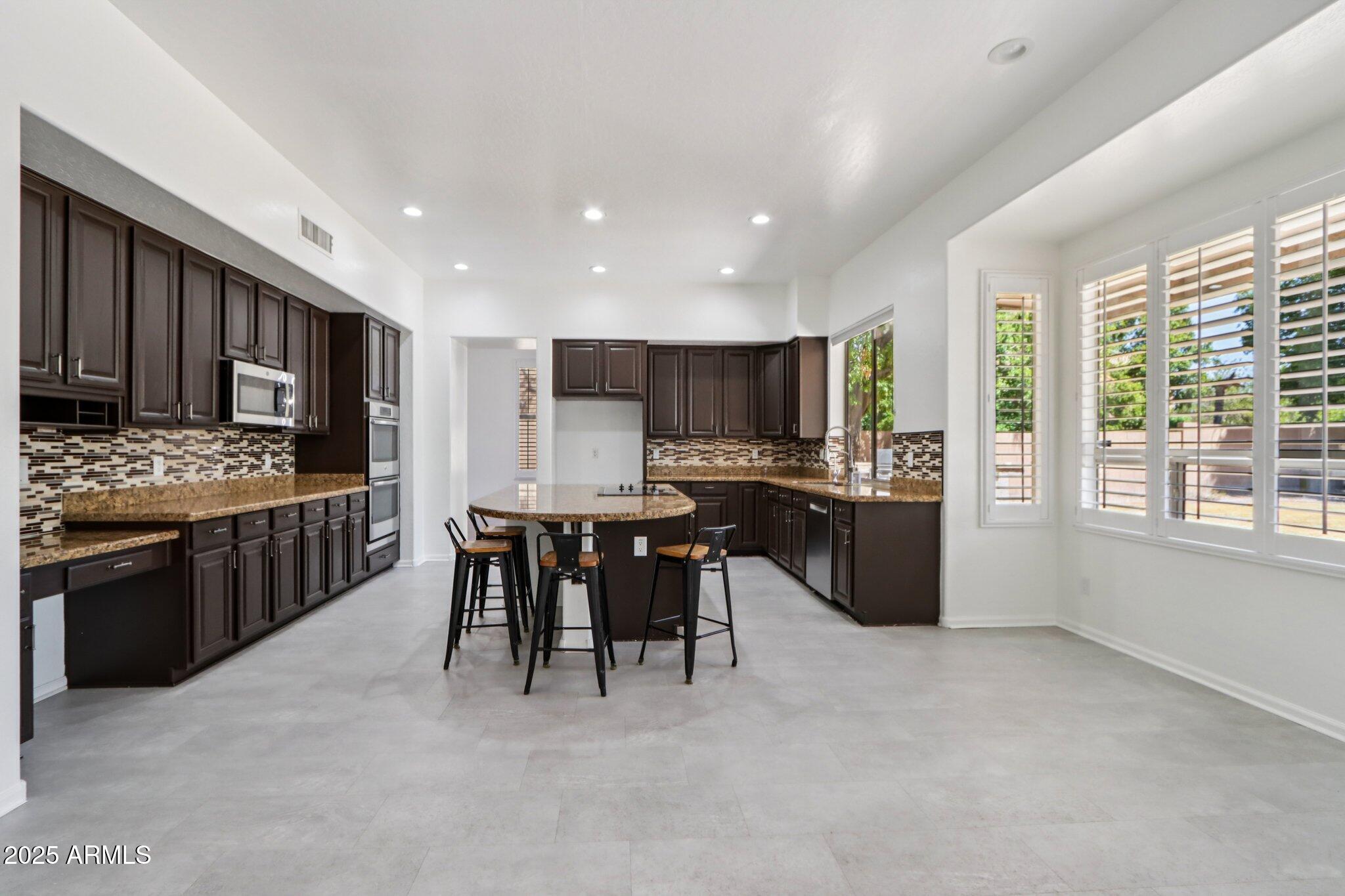 2403 E SAN TAN Street