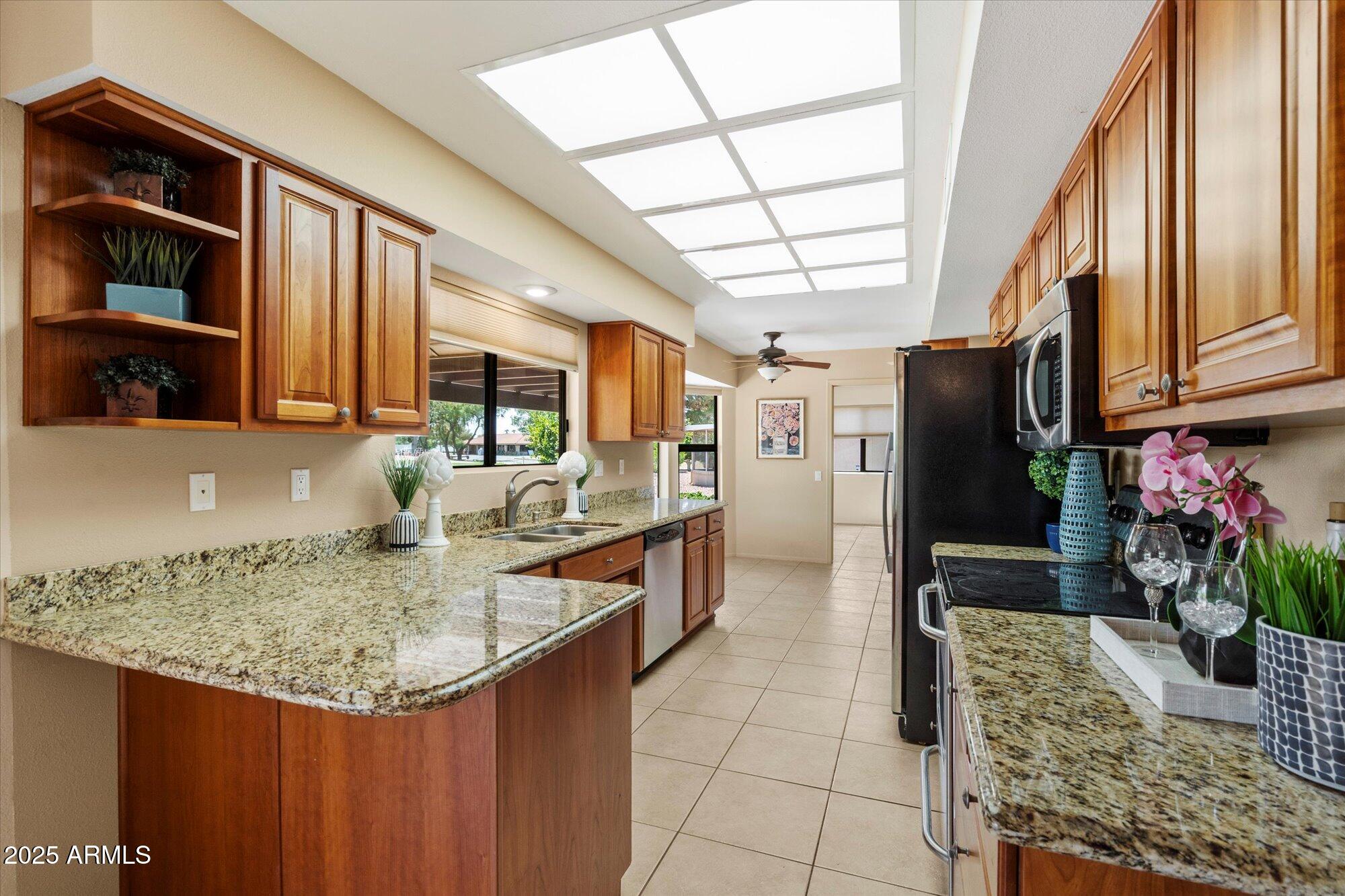 20619 N STONEGATE Drive