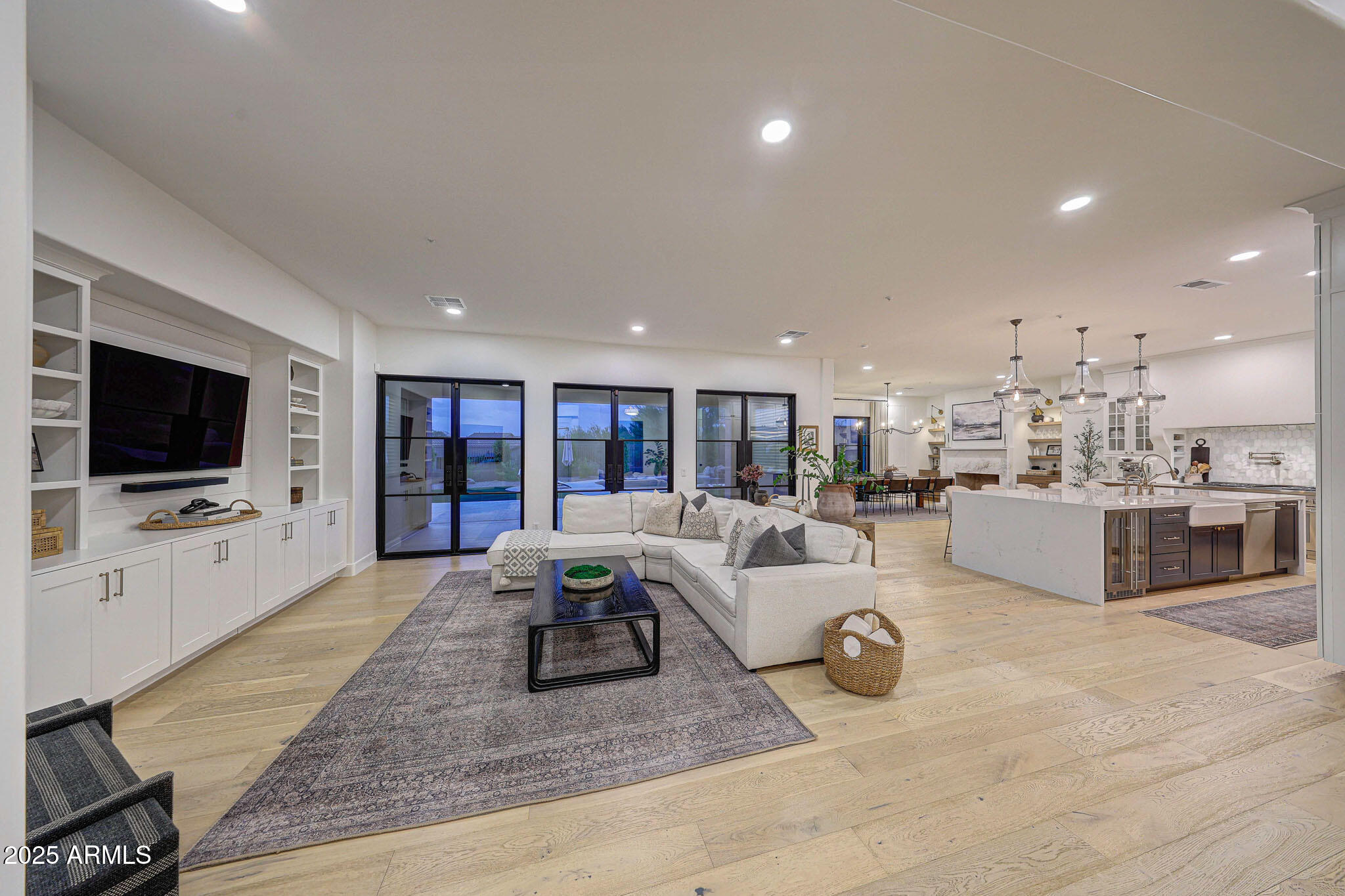 10826 E PALM RIDGE Drive