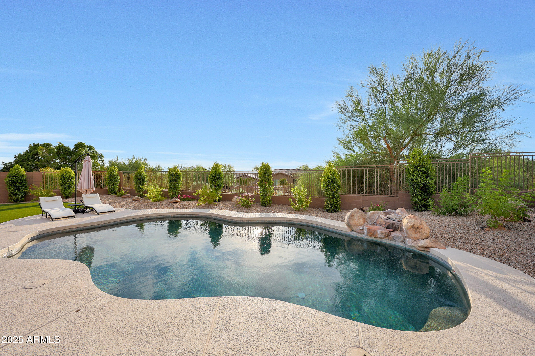 10826 E PALM RIDGE Drive