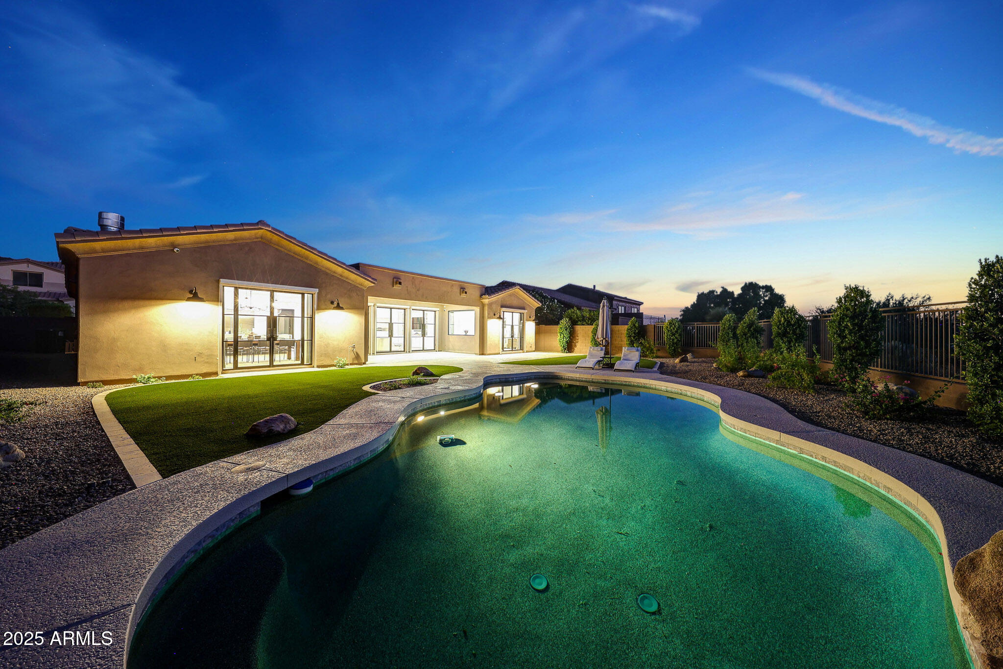 10826 E PALM RIDGE Drive