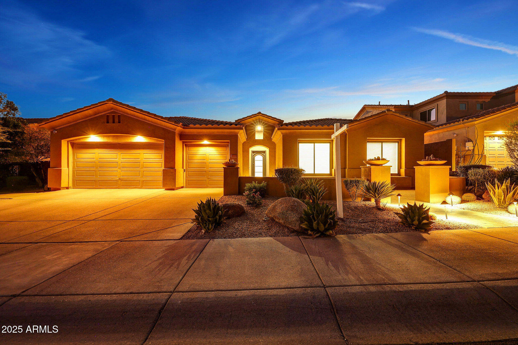 10826 E PALM RIDGE Drive