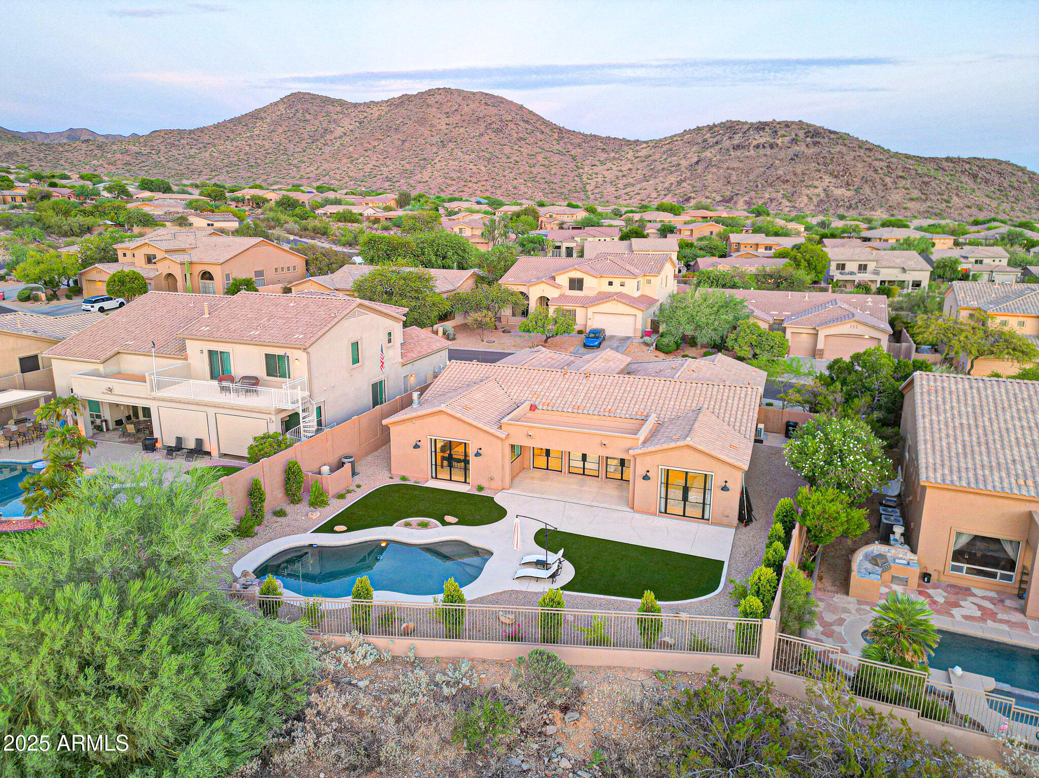 10826 E PALM RIDGE Drive