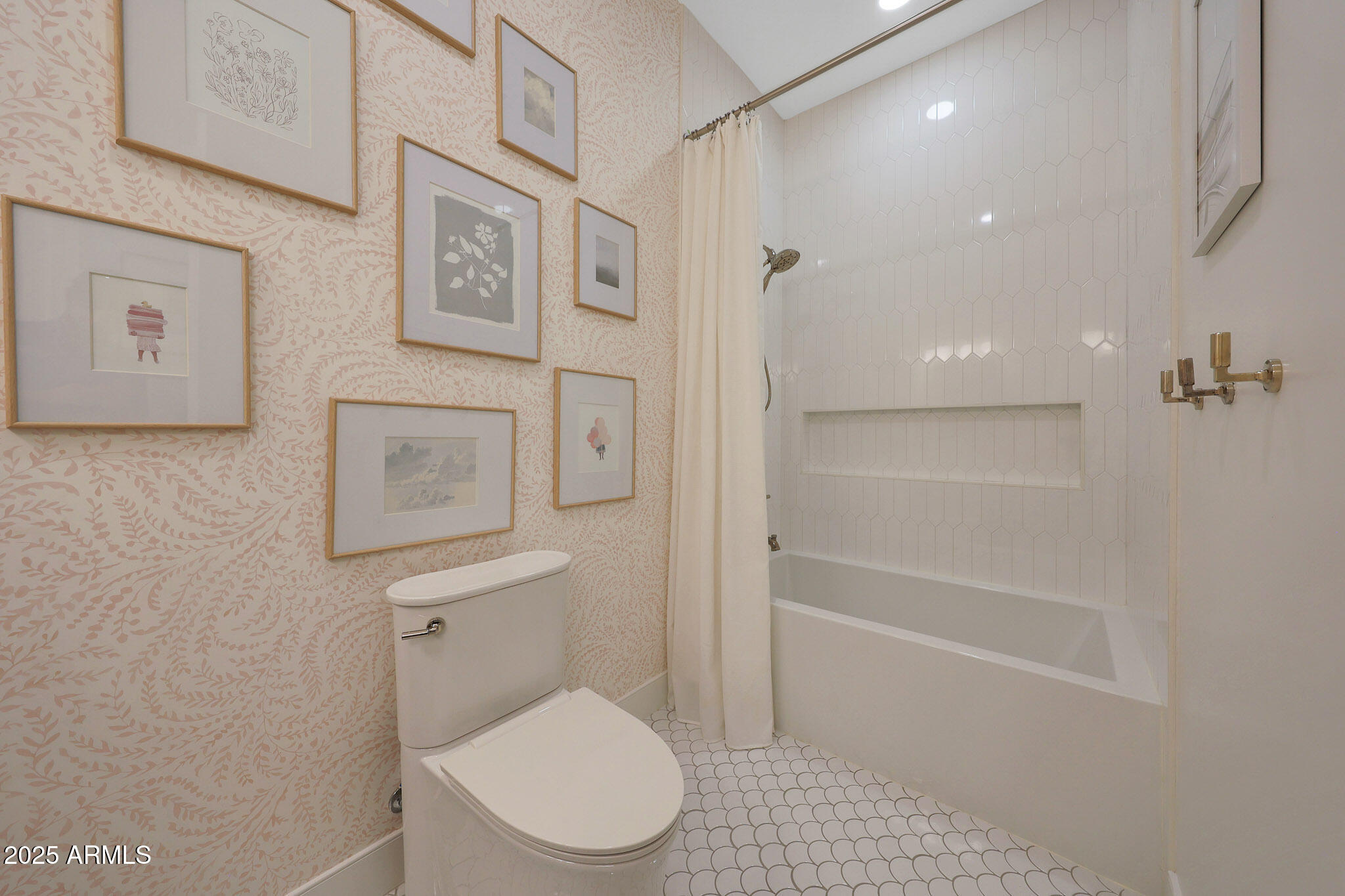 10826 E PALM RIDGE Drive