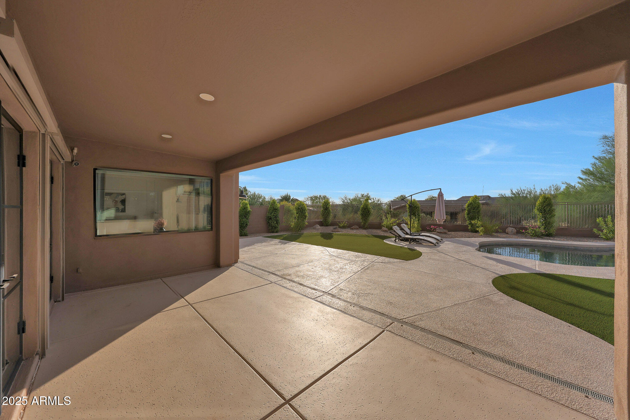 10826 E PALM RIDGE Drive