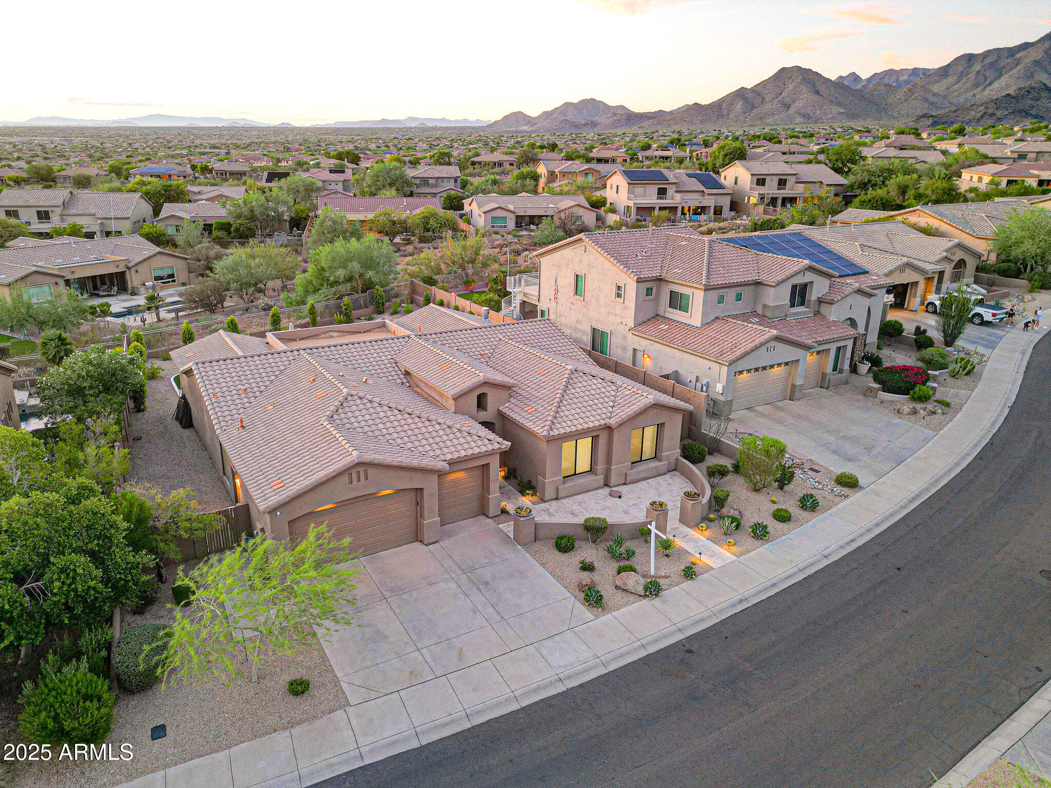 10826 E PALM RIDGE Drive