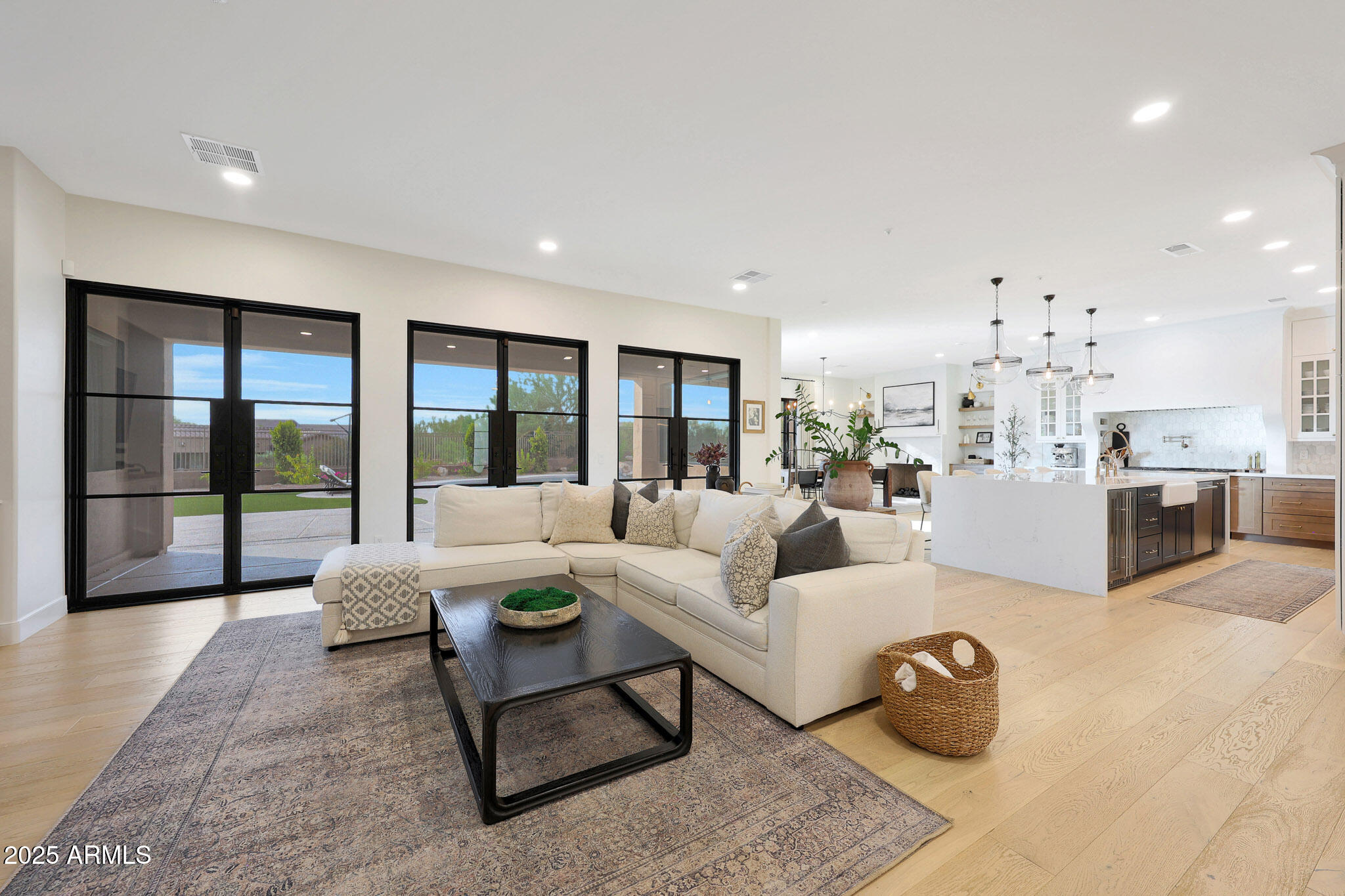 10826 E PALM RIDGE Drive