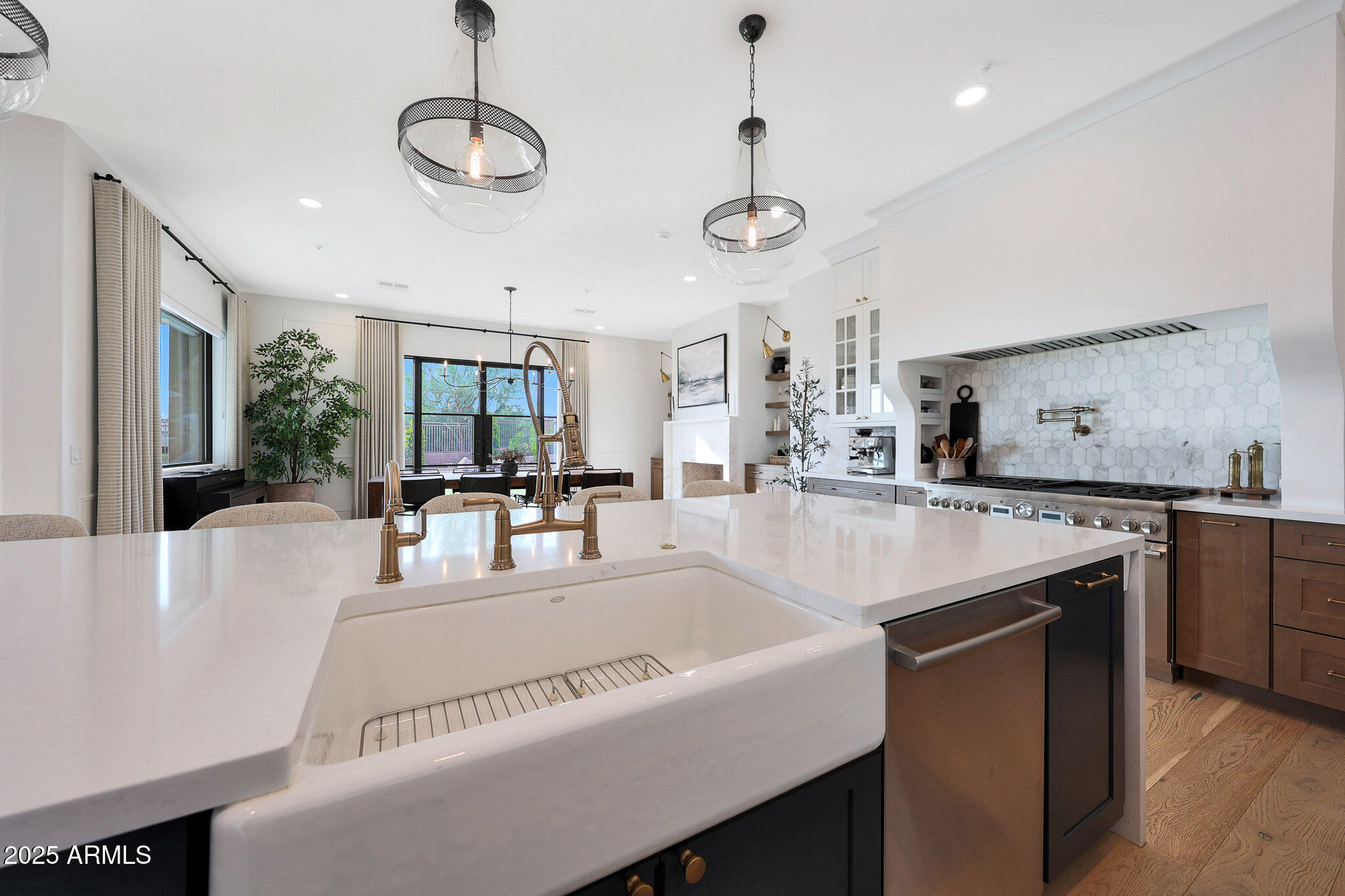 10826 E PALM RIDGE Drive