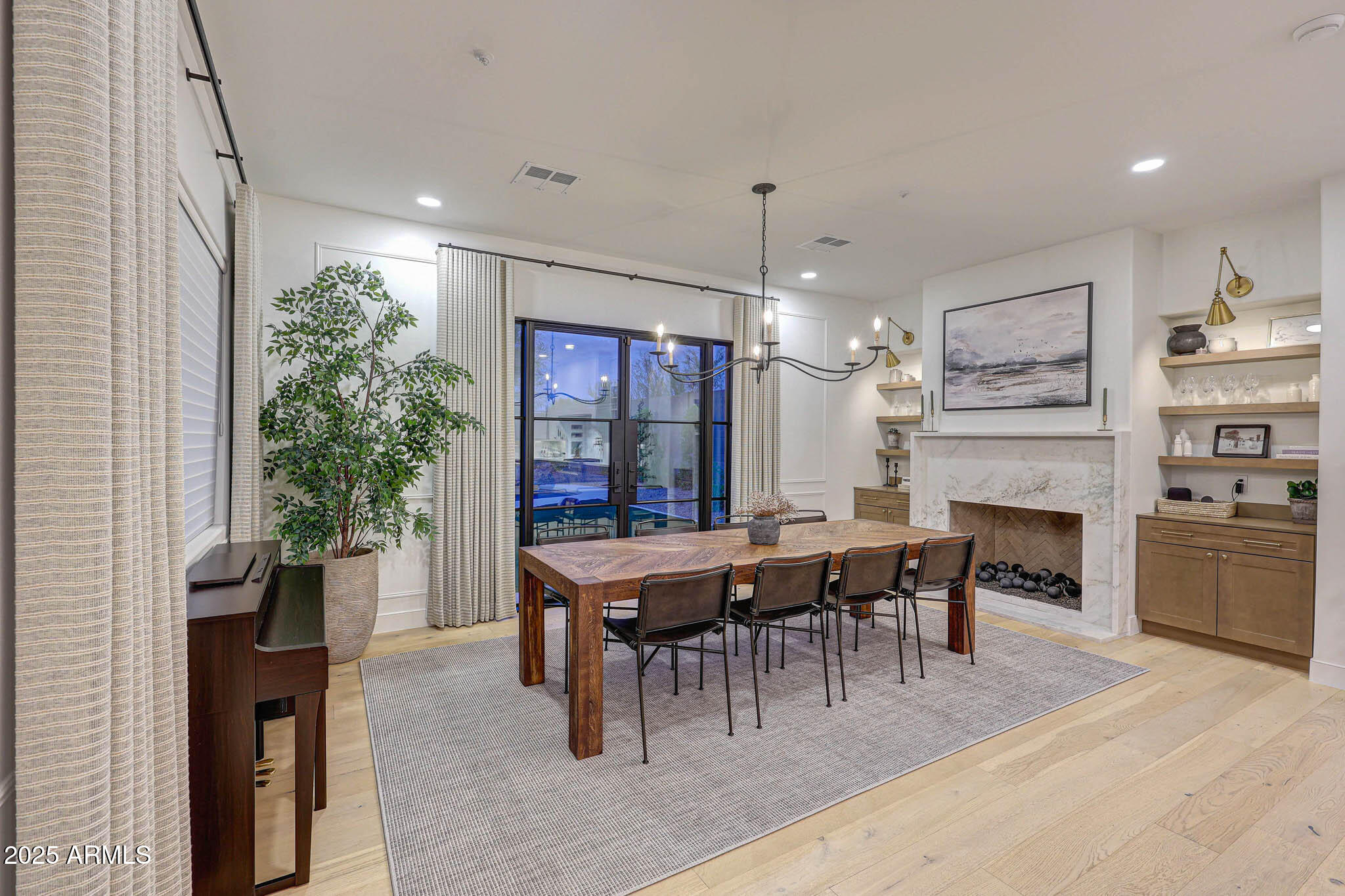 10826 E PALM RIDGE Drive