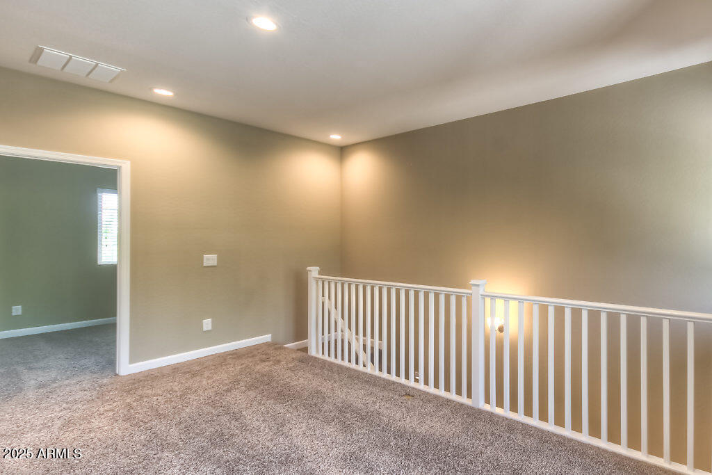 1367 S COUNTRY CLUB Drive 1200