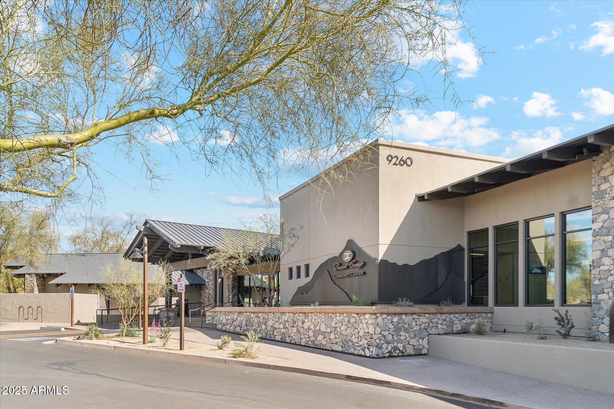 9282 E DESERT View, Scottsdale