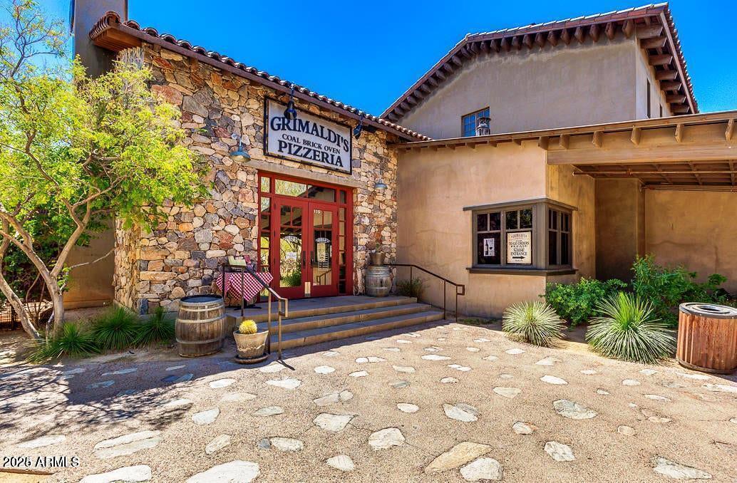 9282 E DESERT View, Scottsdale