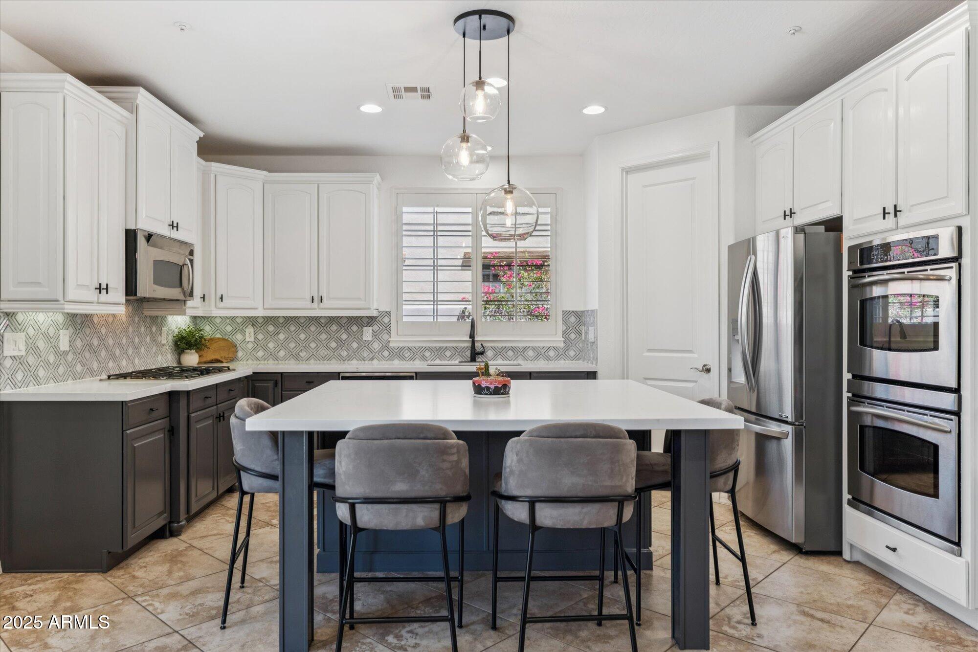 9282 E DESERT View, Scottsdale