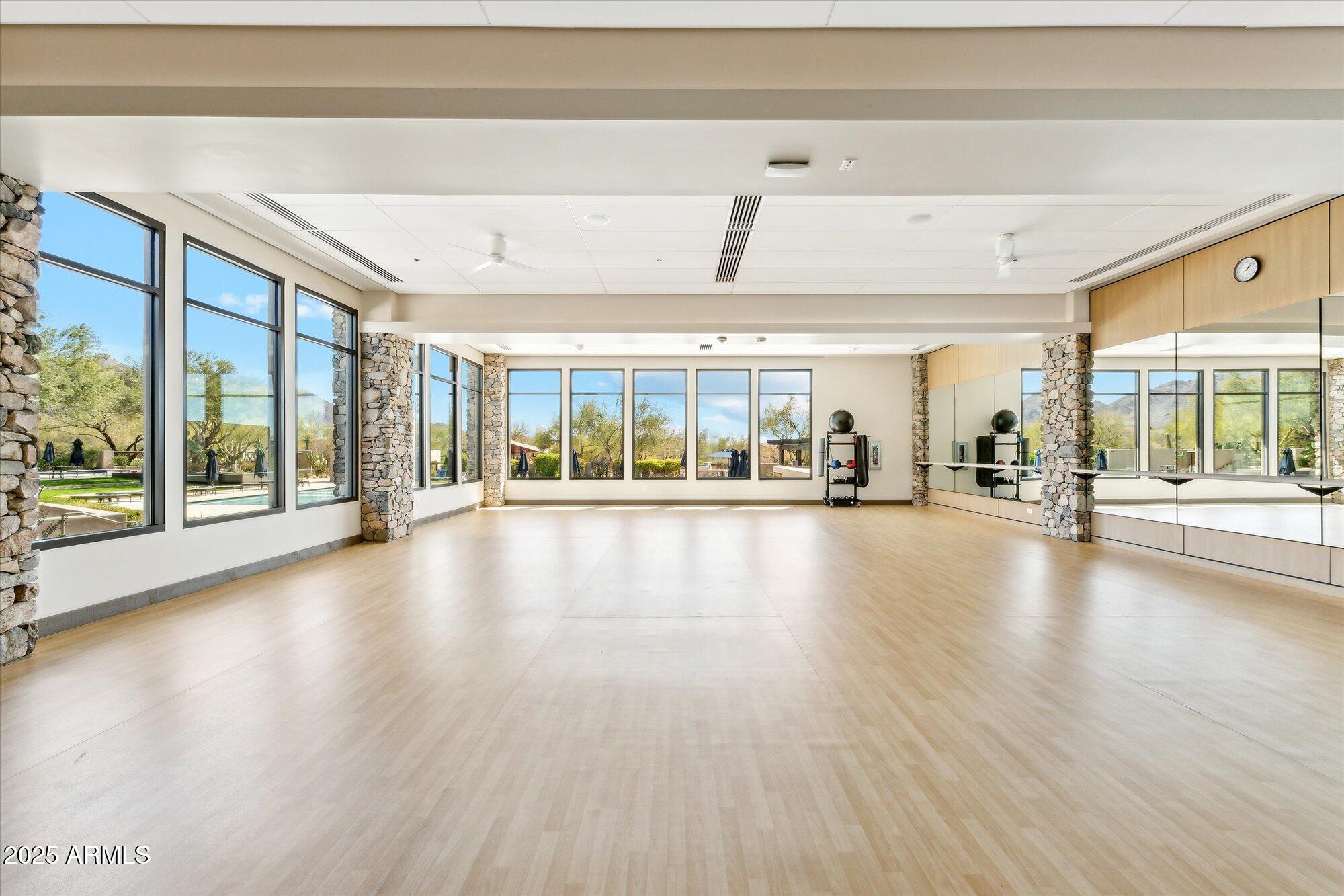 9282 E DESERT View, Scottsdale