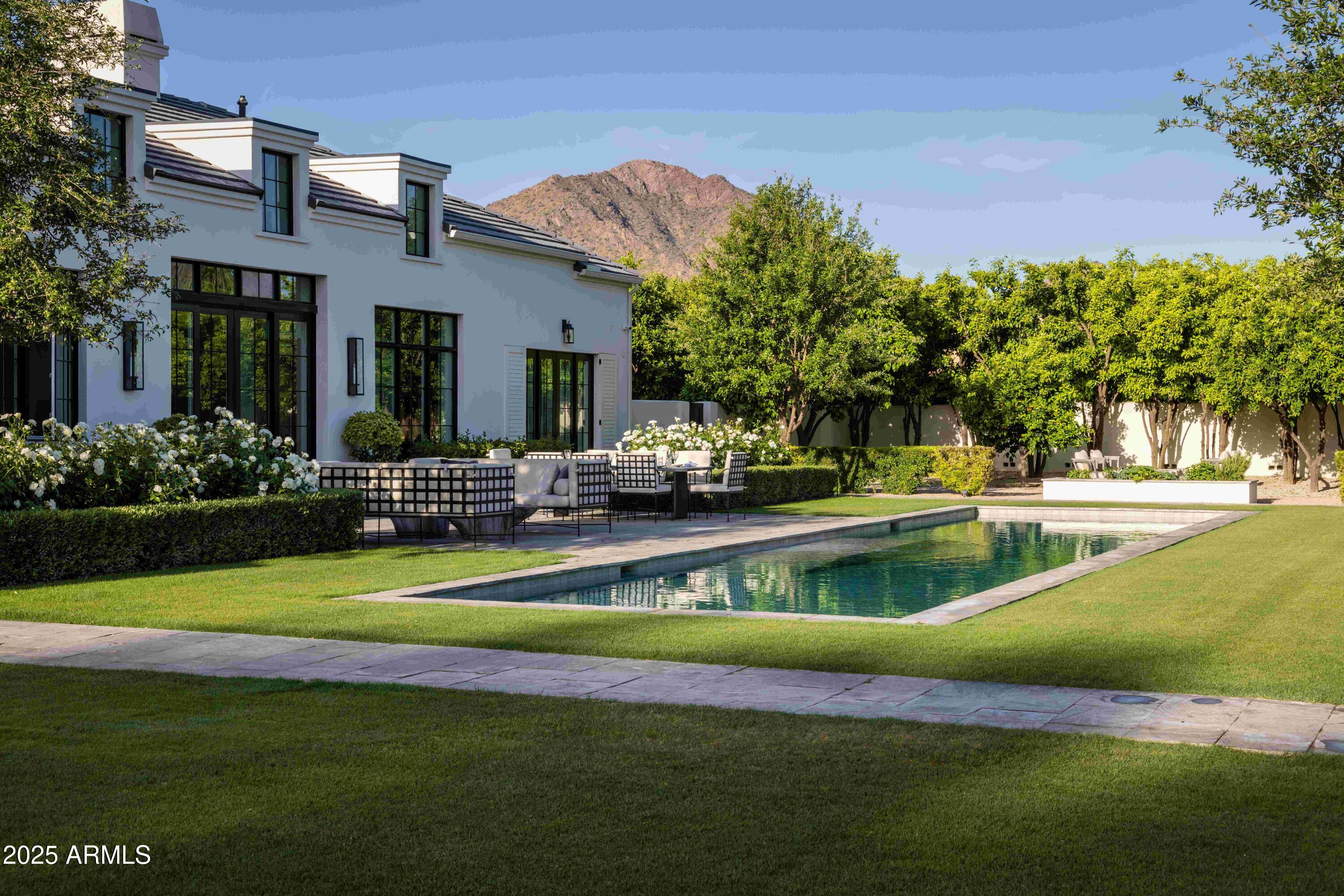 6716 E MALCOMB Drive