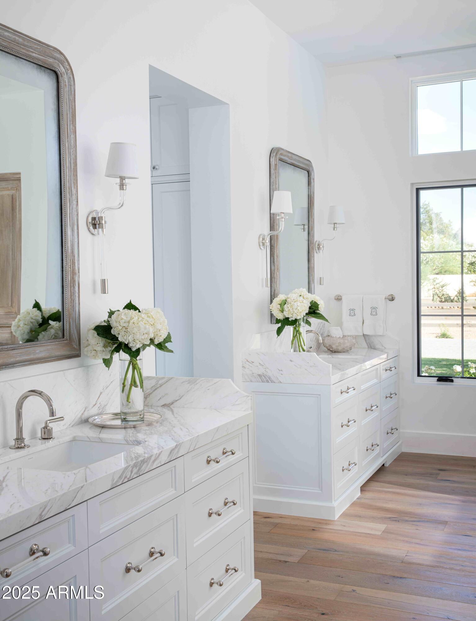 6716 E MALCOMB Drive