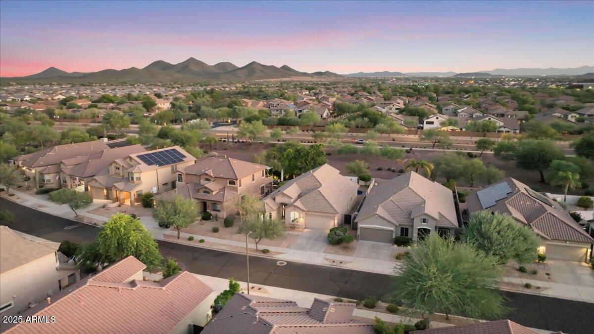 2405 W APACHE RAIN Road