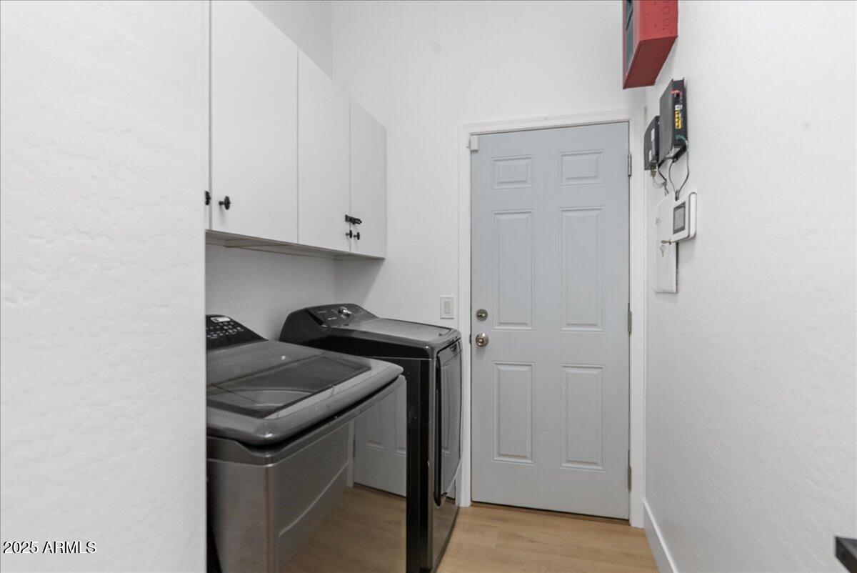 2405 W APACHE RAIN Road