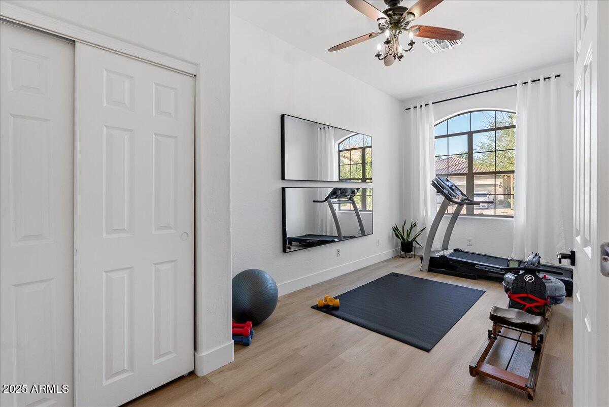 2405 W APACHE RAIN Road