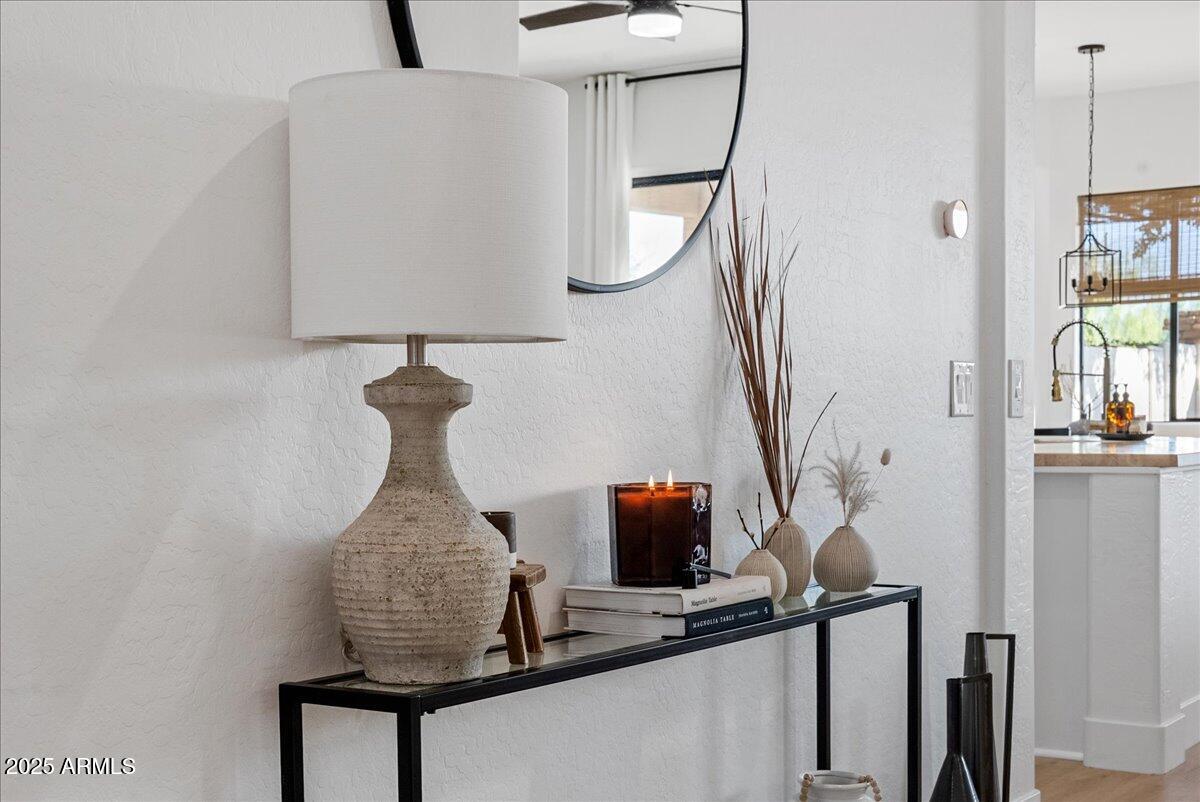 2405 W APACHE RAIN Road