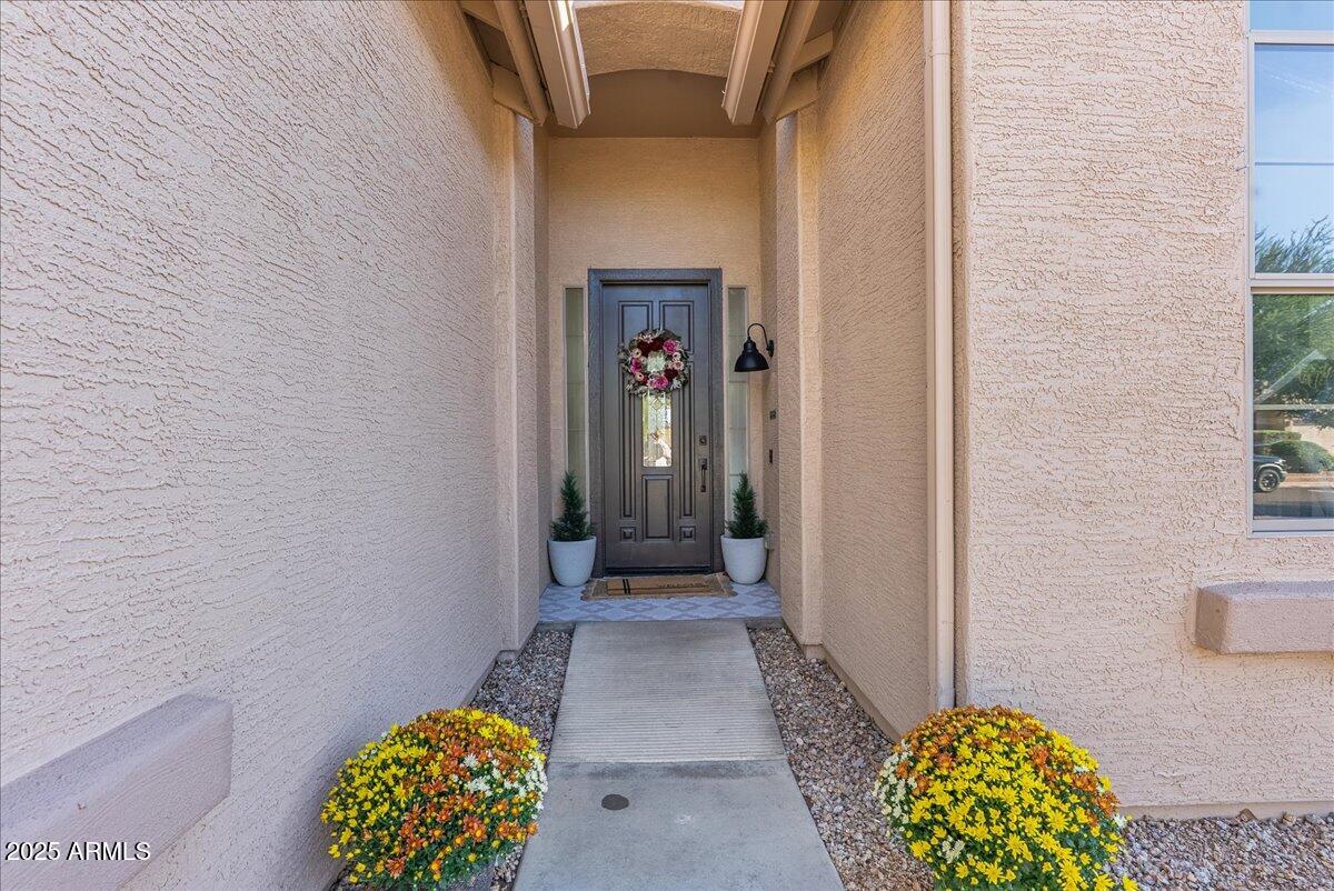 2405 W APACHE RAIN Road