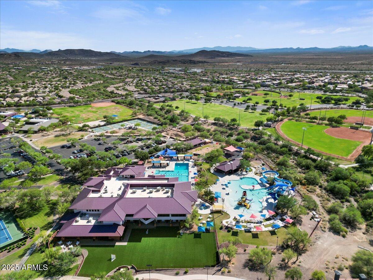 43336 N HEAVENLY Way