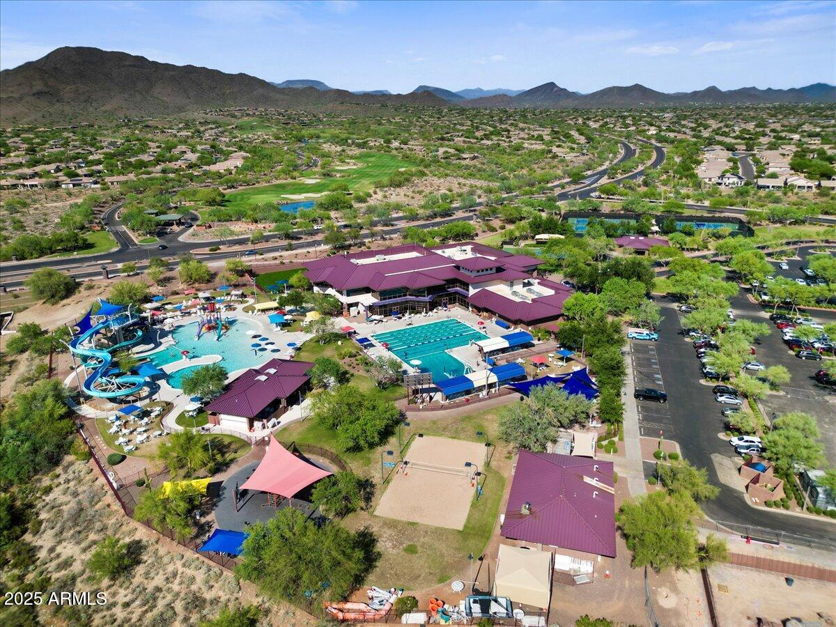 43336 N HEAVENLY Way