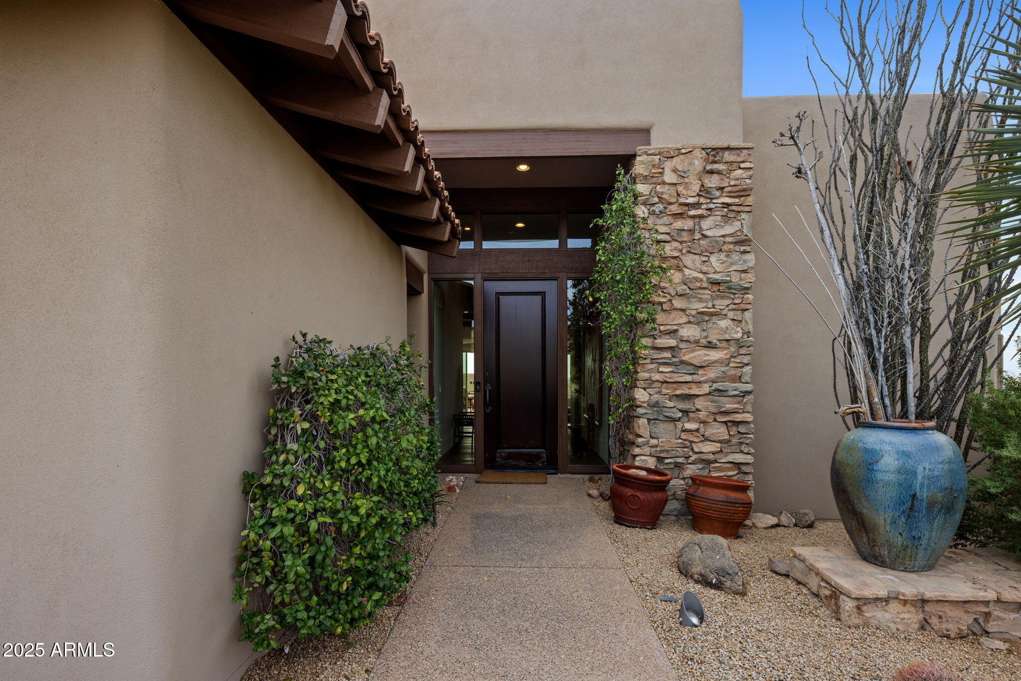 9807 E BROKEN SPUR Drive