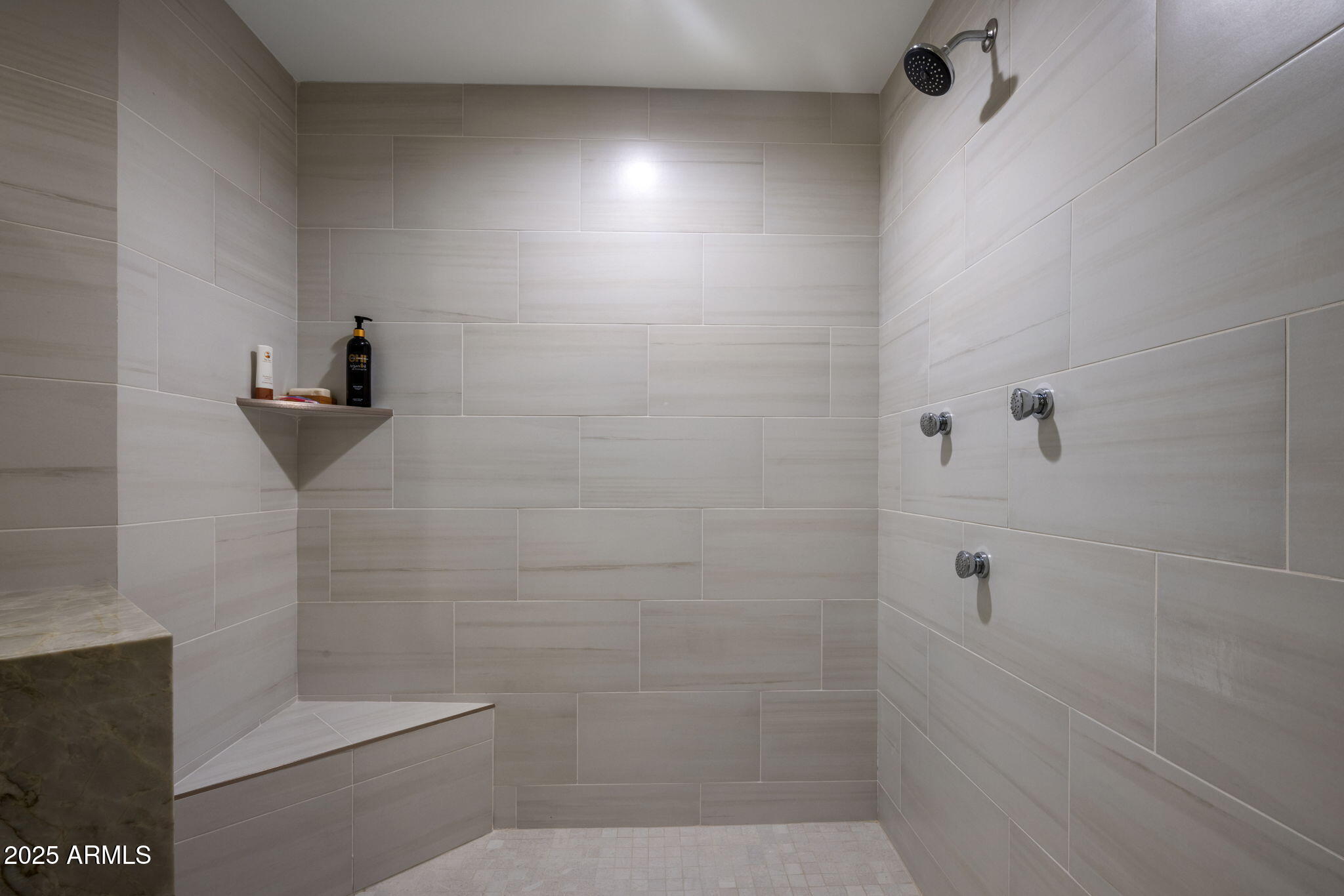 9807 E BROKEN SPUR Drive