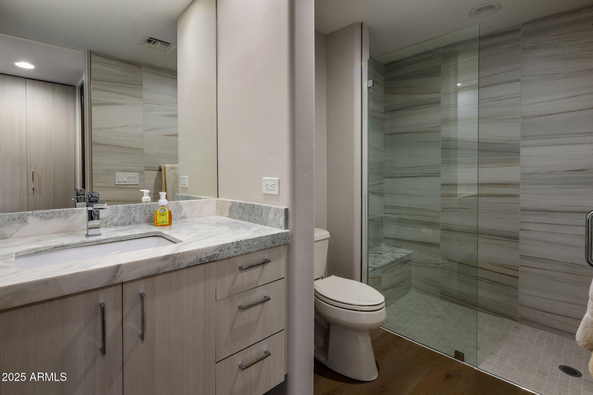 9807 E BROKEN SPUR Drive