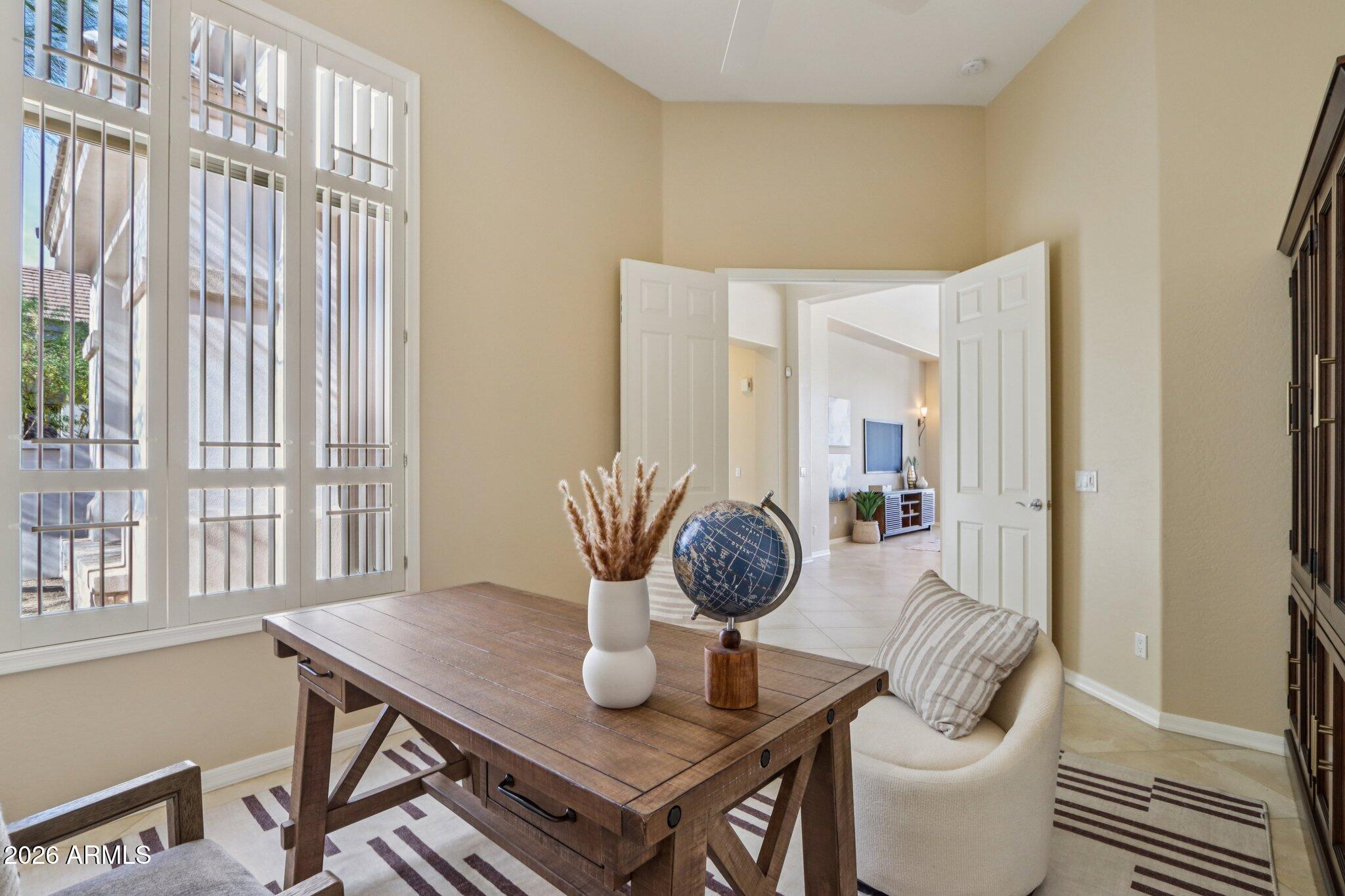 7736 E OVERLOOK Drive