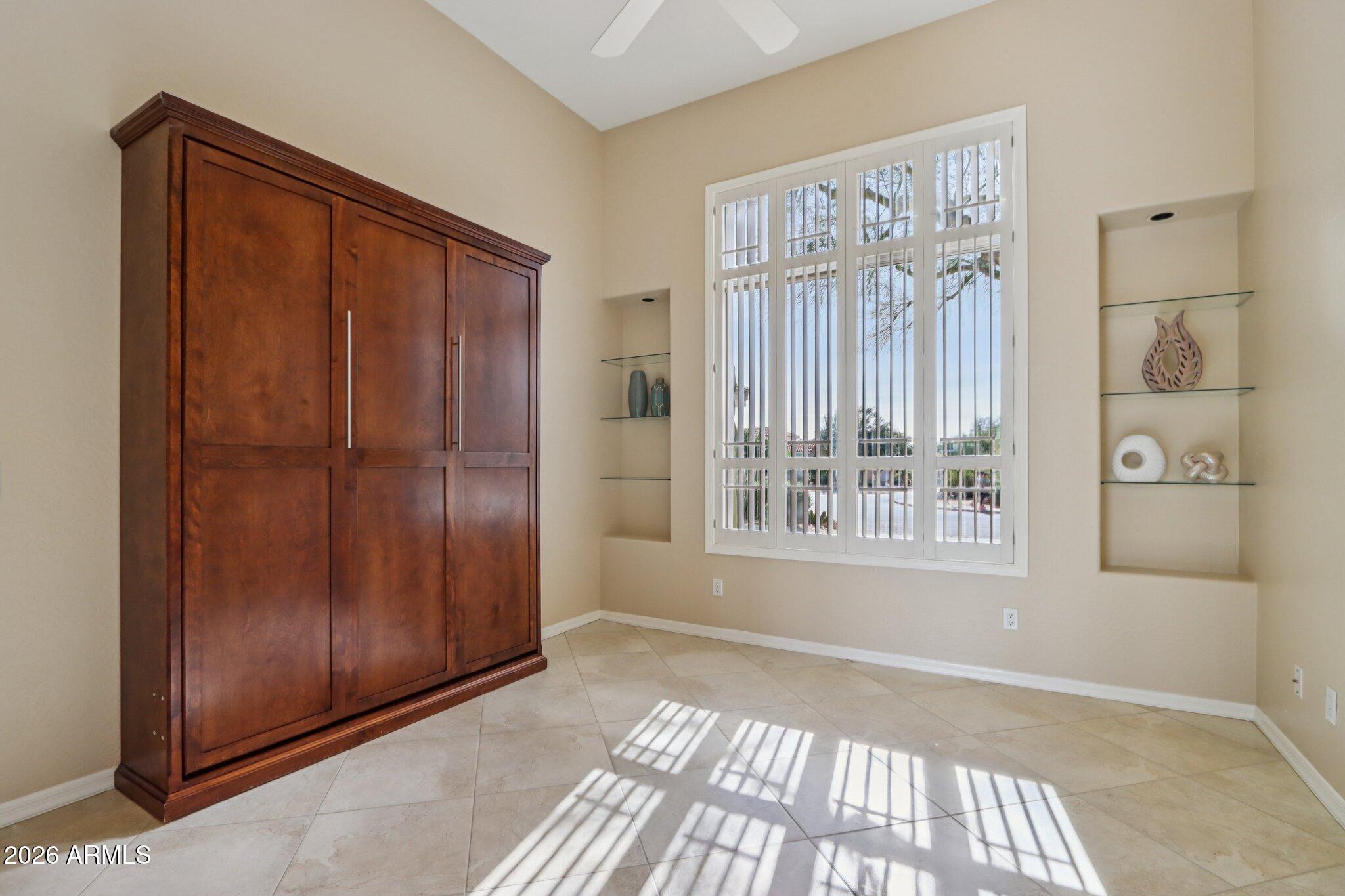 7736 E OVERLOOK Drive