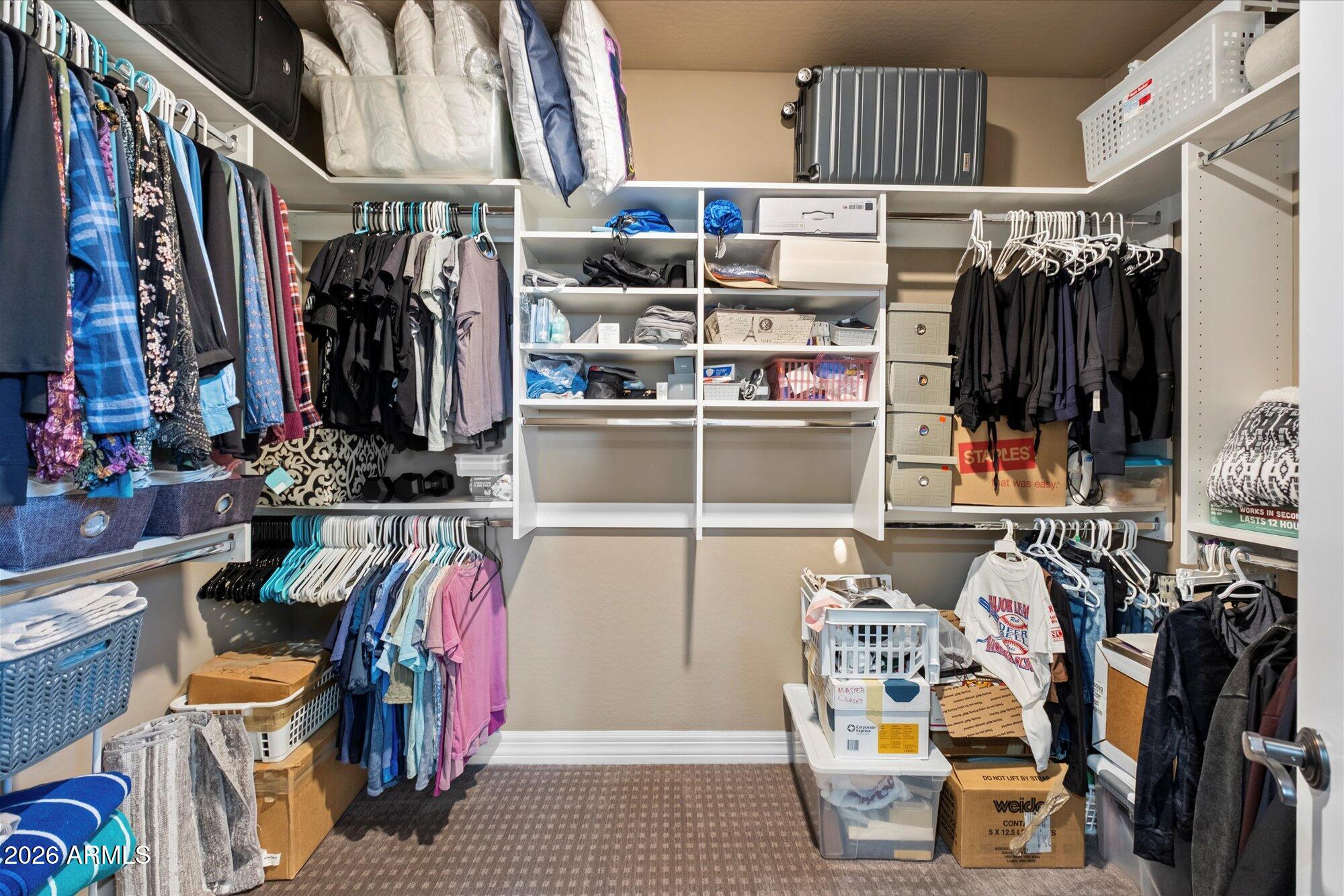 10043 E HILLSIDE Drive