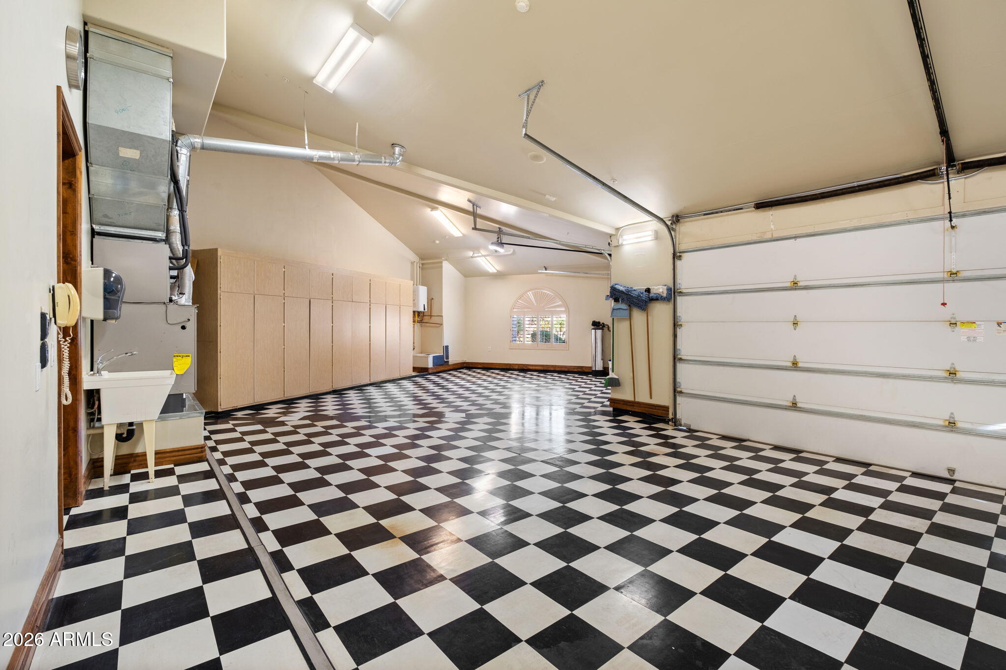 10258 N 103RD Place