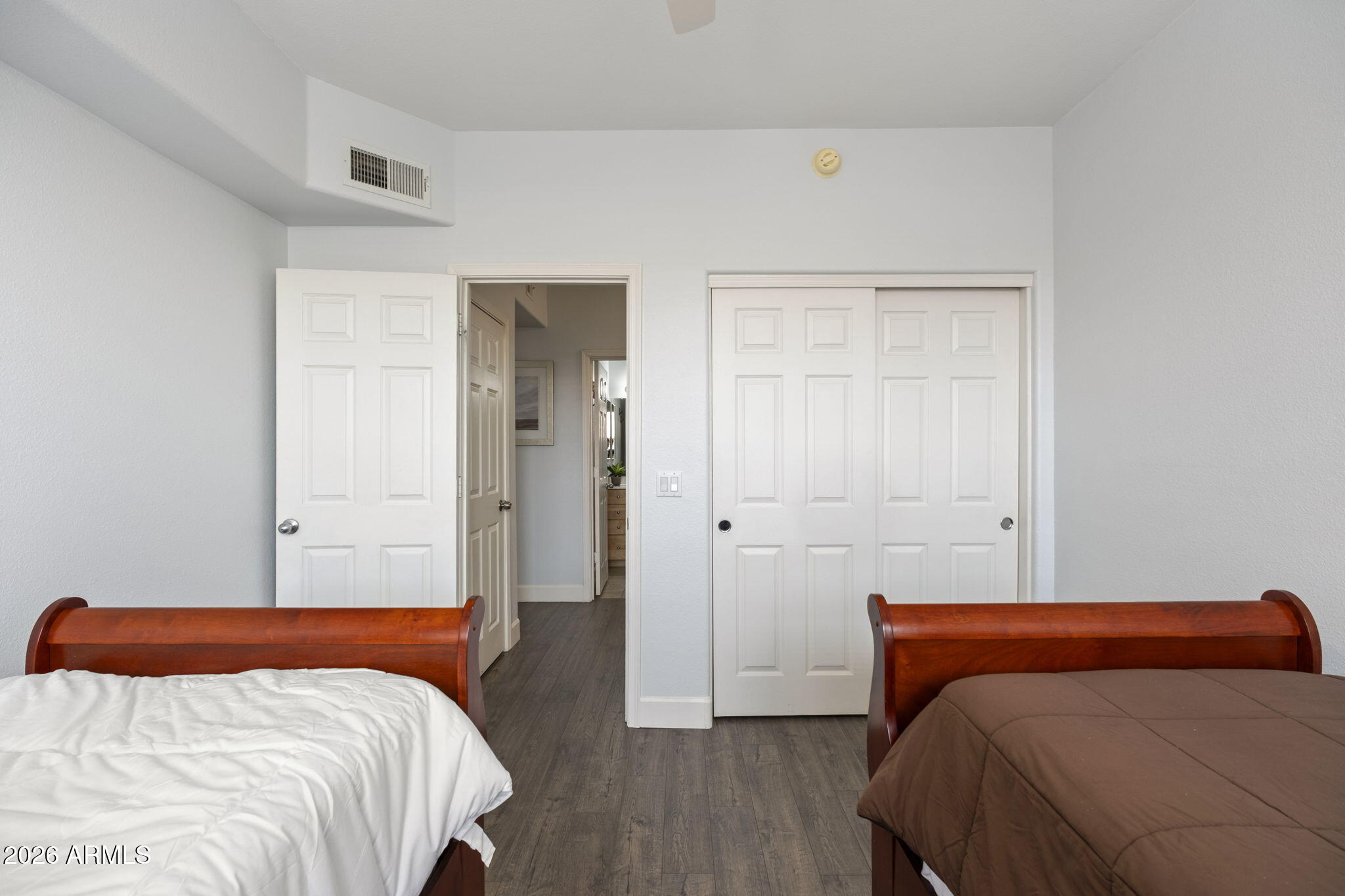 19777 N 76TH Street 3290