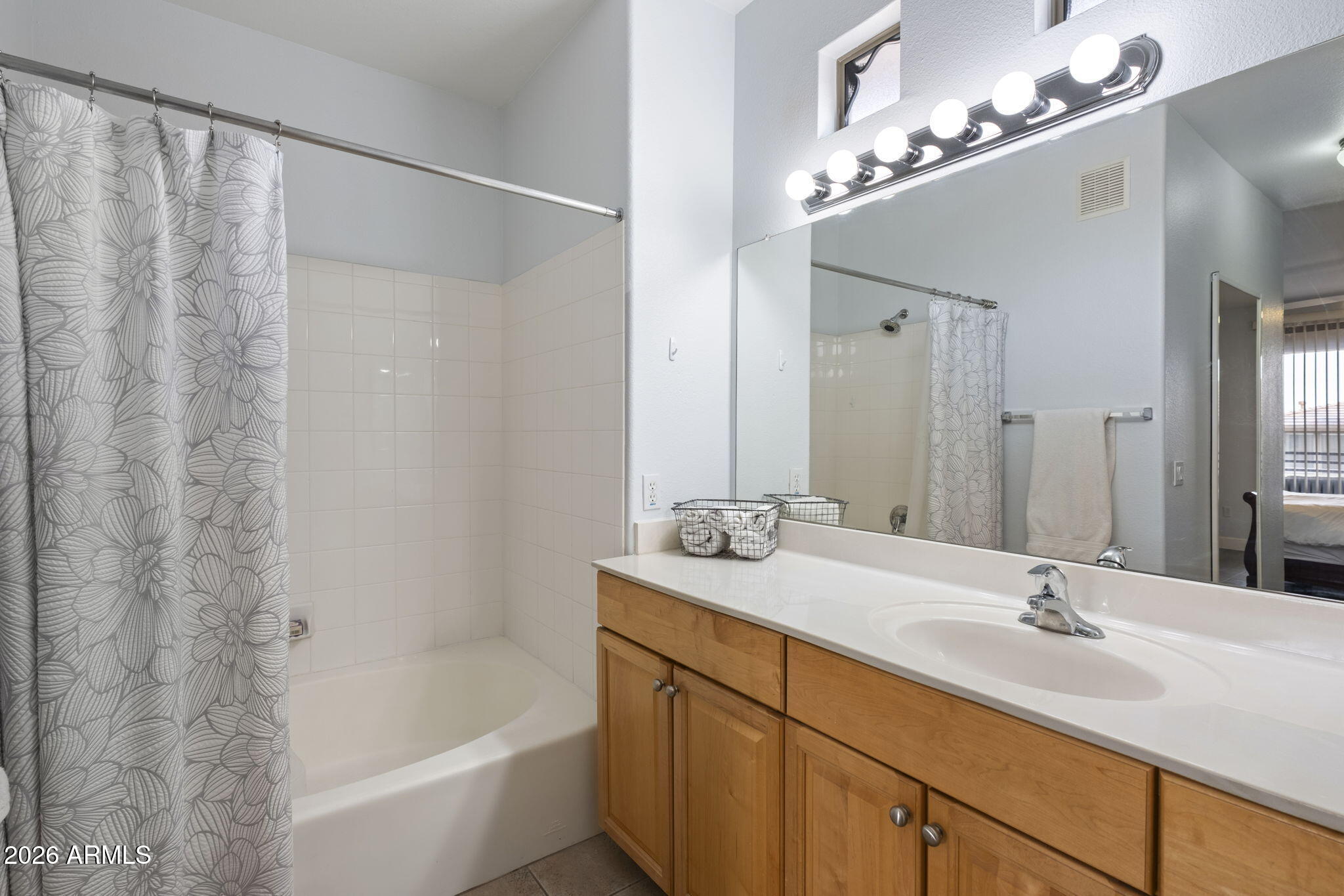 19777 N 76TH Street 3290