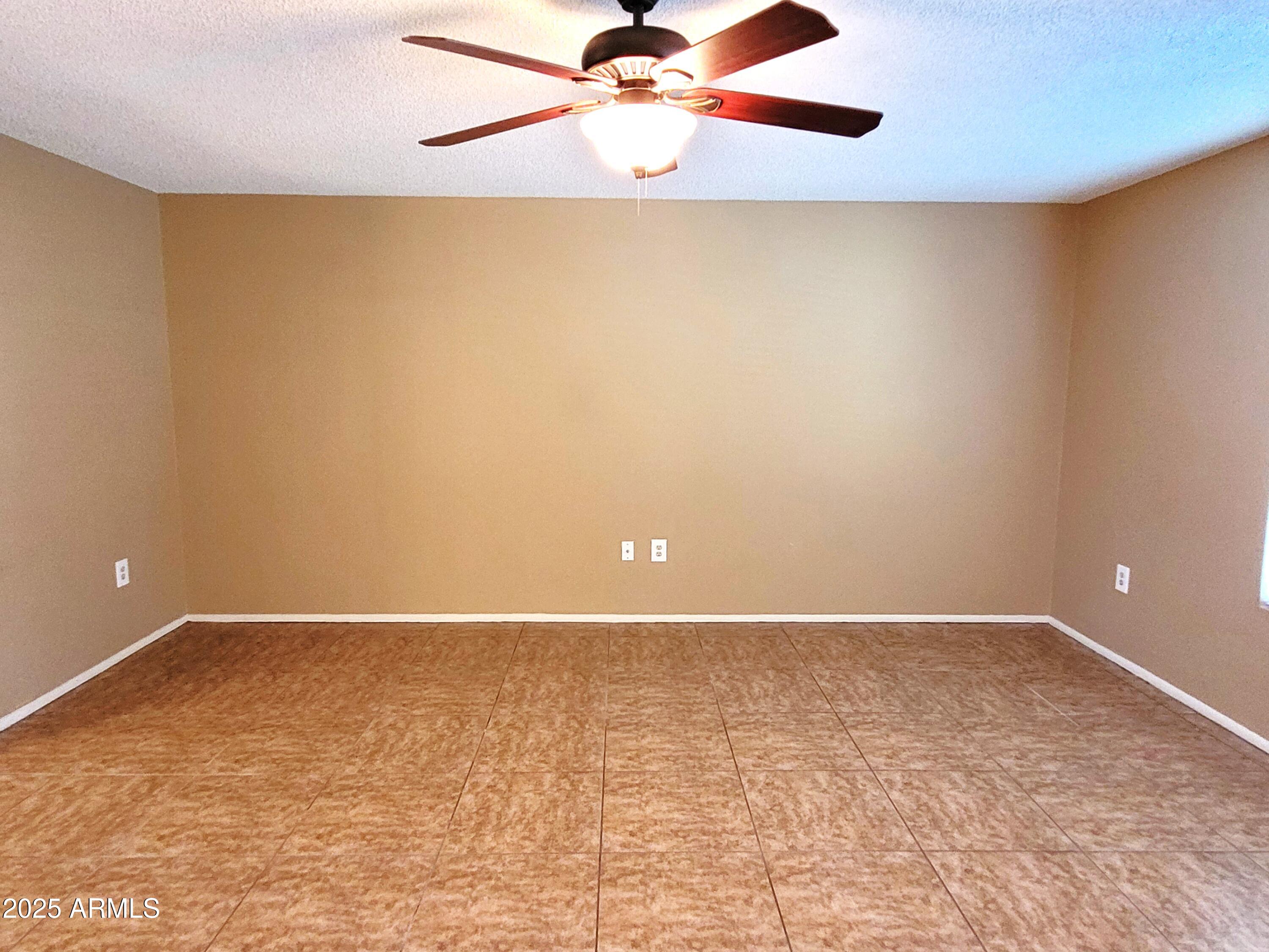 11005 W KELSO Drive