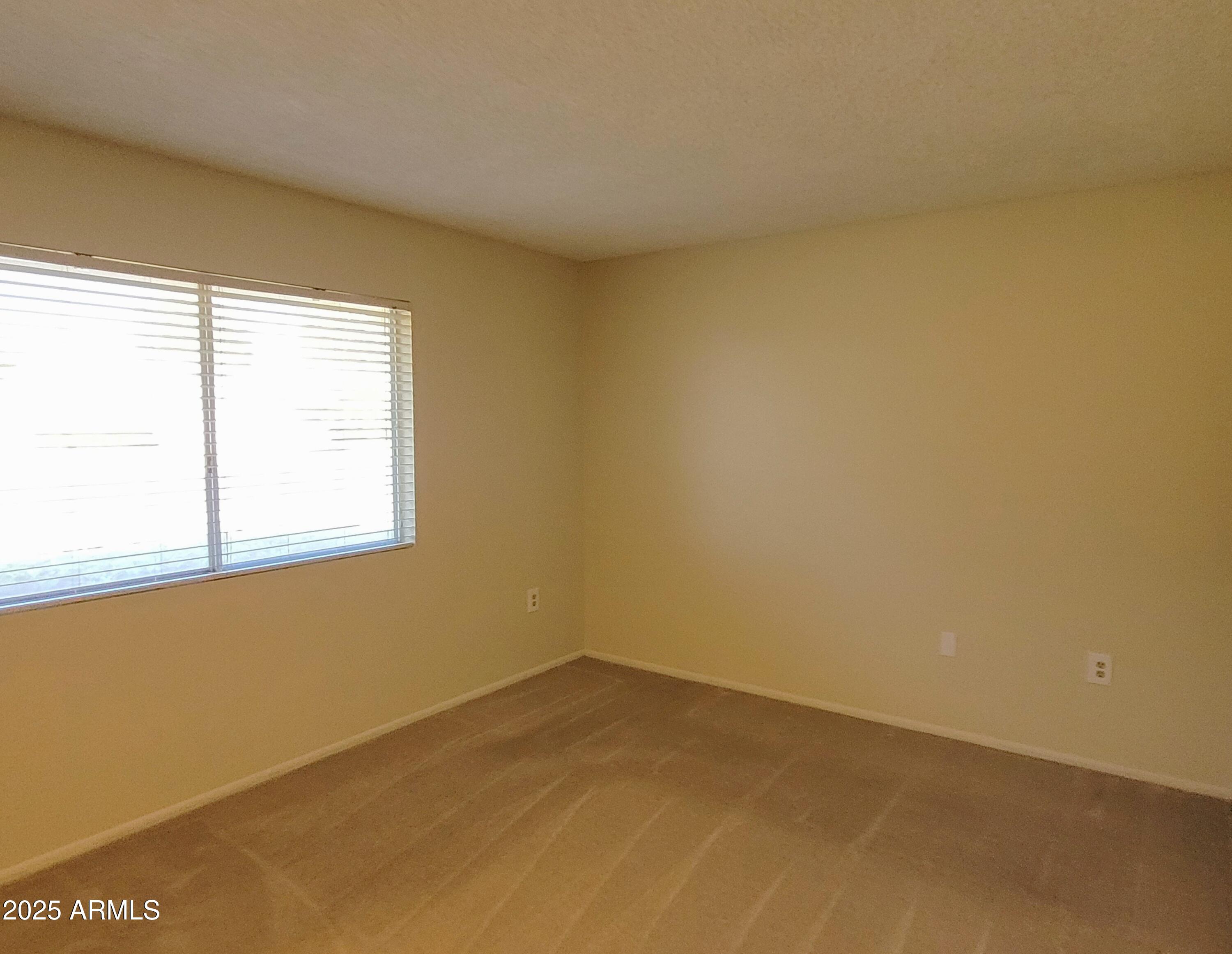 11005 W KELSO Drive