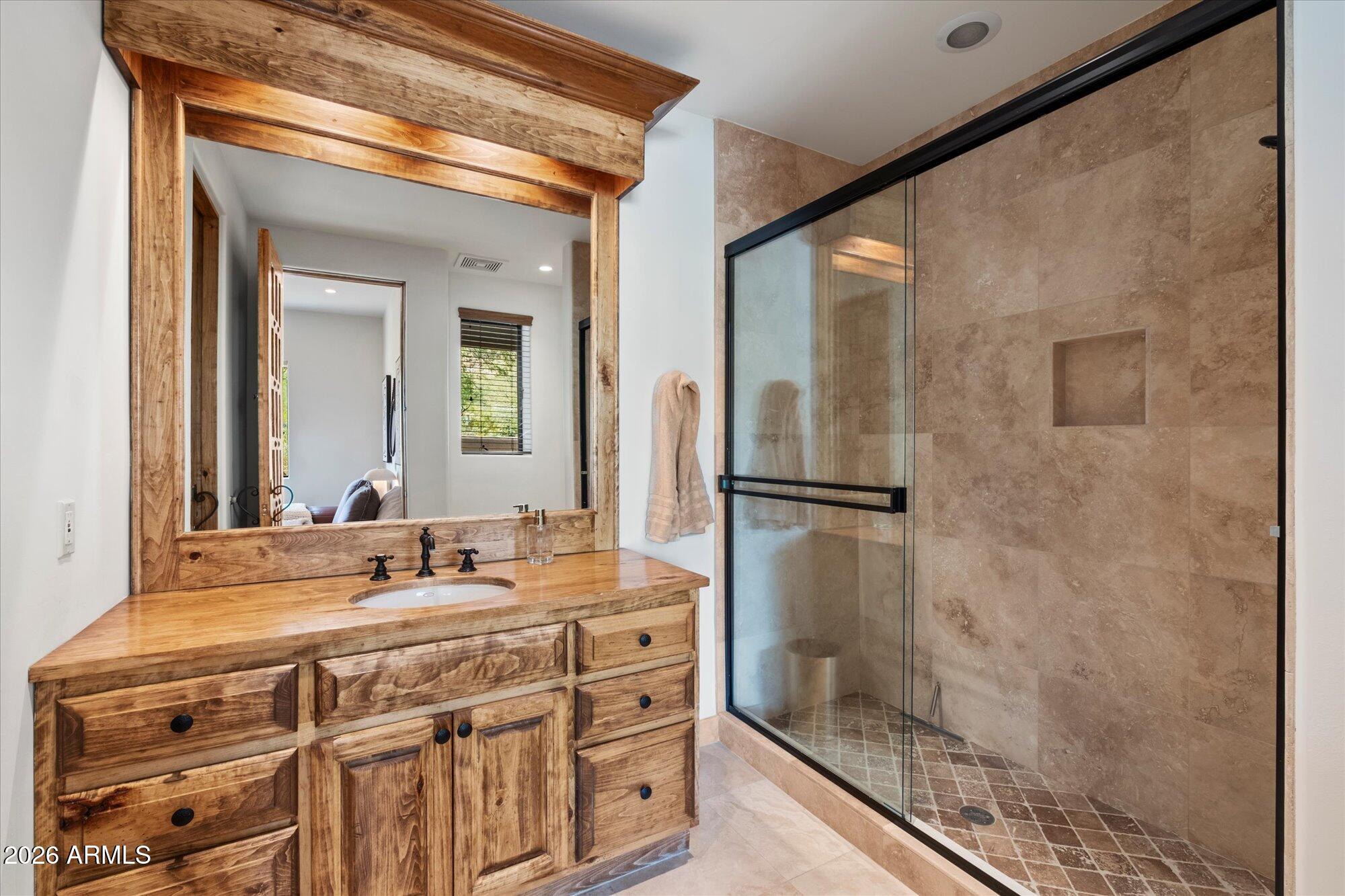 10040 E HAPPY VALLEY Road 479