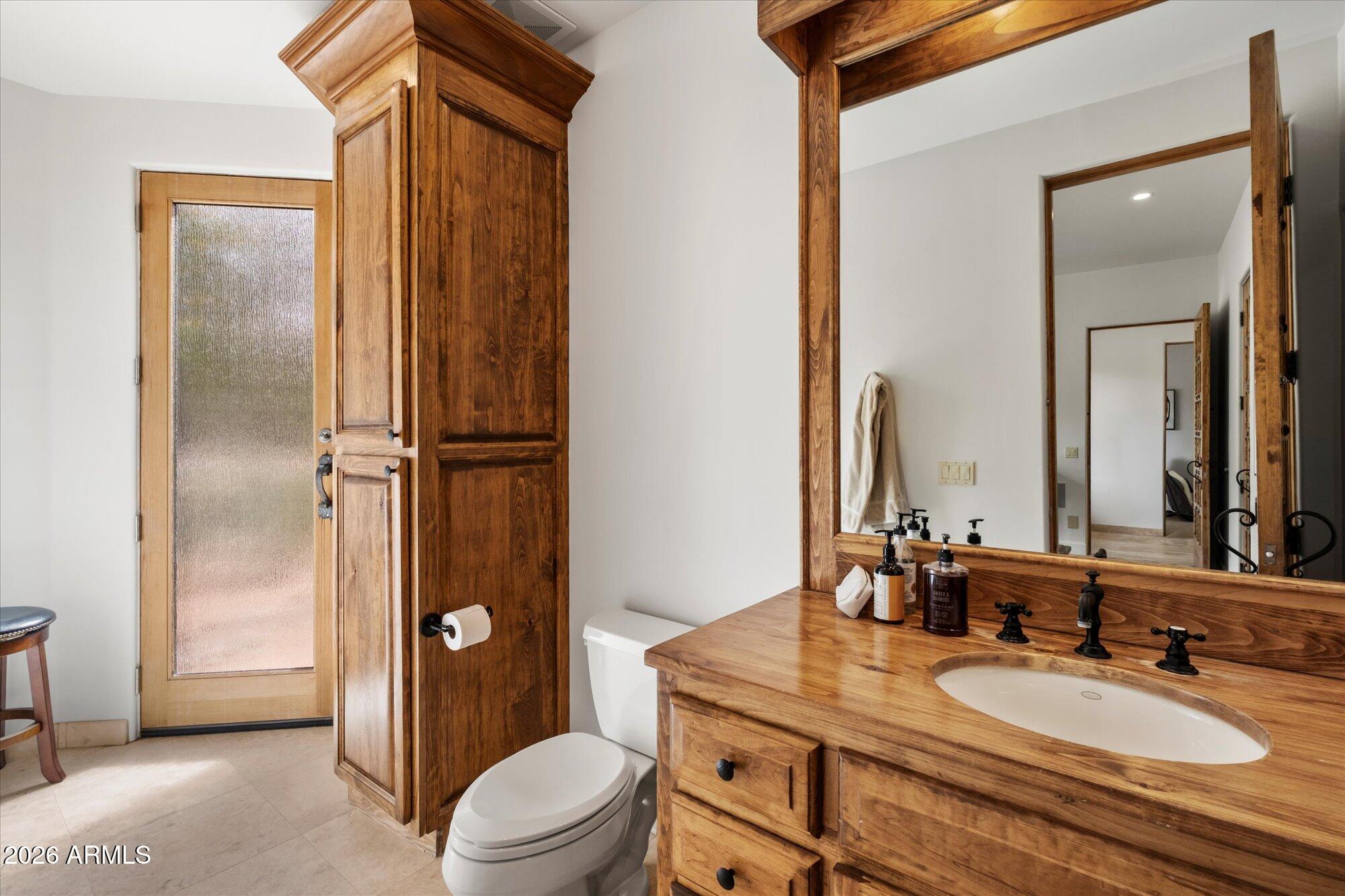 10040 E HAPPY VALLEY Road 479